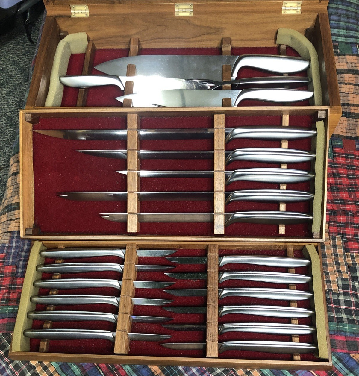 23 Piece Gerber Chef Carving Knife Set in 3 Tier Walnut Case All USA Made XLNT
