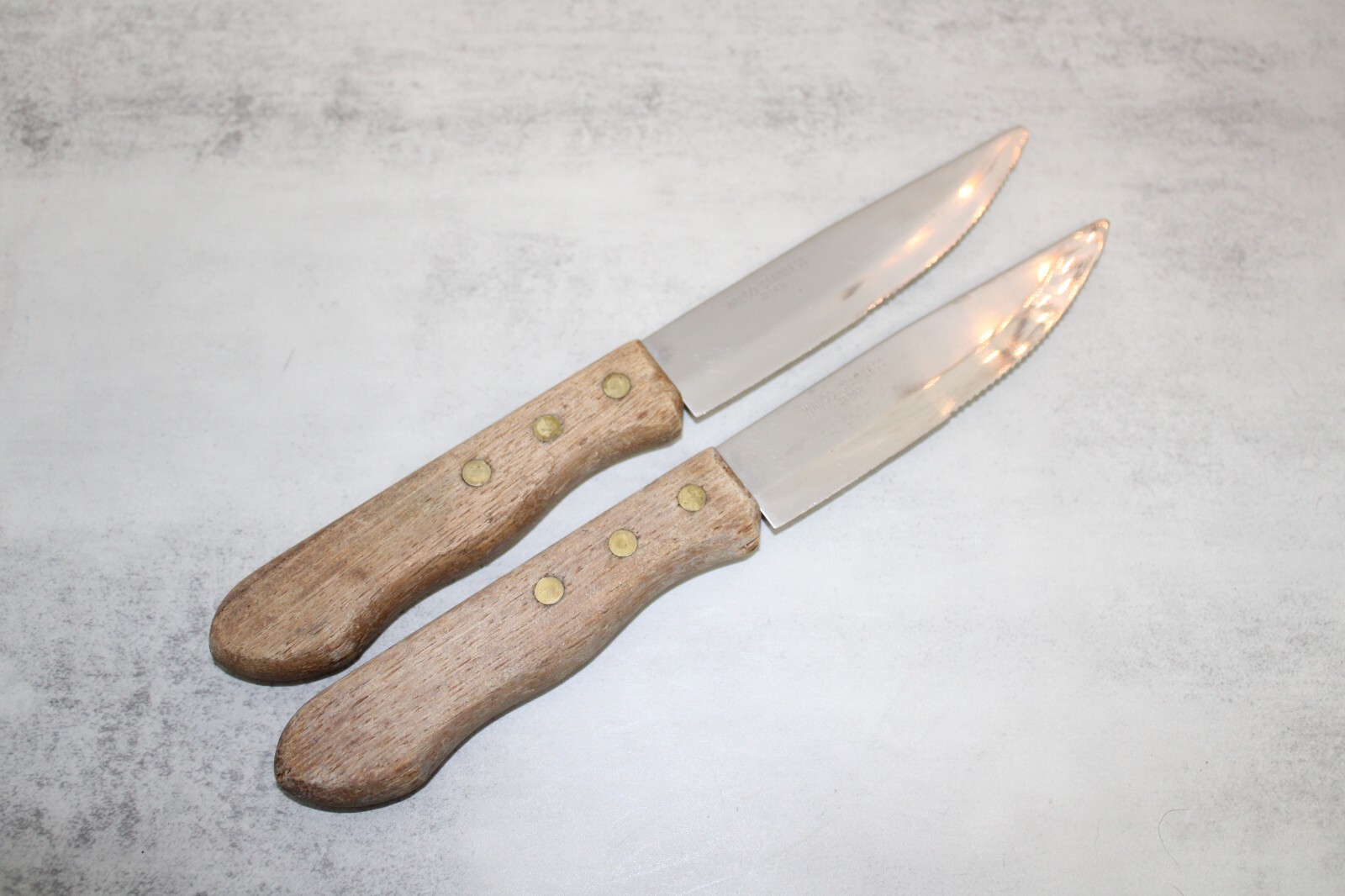 Walco Wooden Stainless Steal Steak Knives Set of 2 Dinner BBQ Serrated