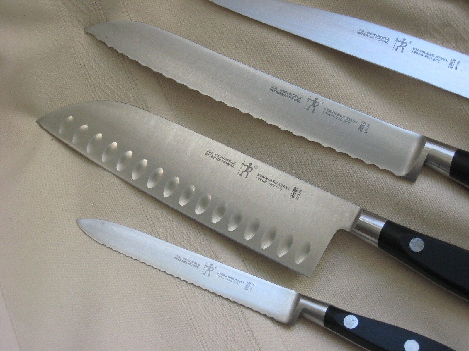 J A Henckels International Slicer, Bread, Santoku Chef, Utility, Chef 5P Spain