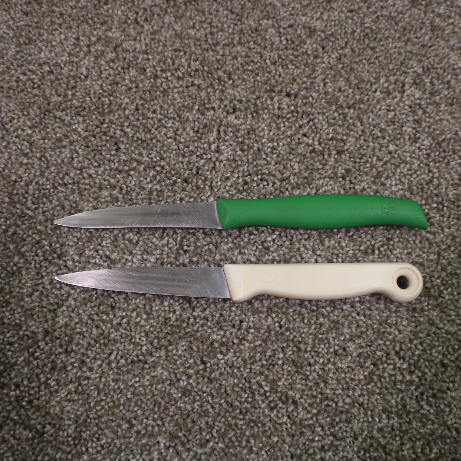 (Lot Of 2) Zwilling J.A. Henckels Paring Knife 4″ Blade Germany White Green