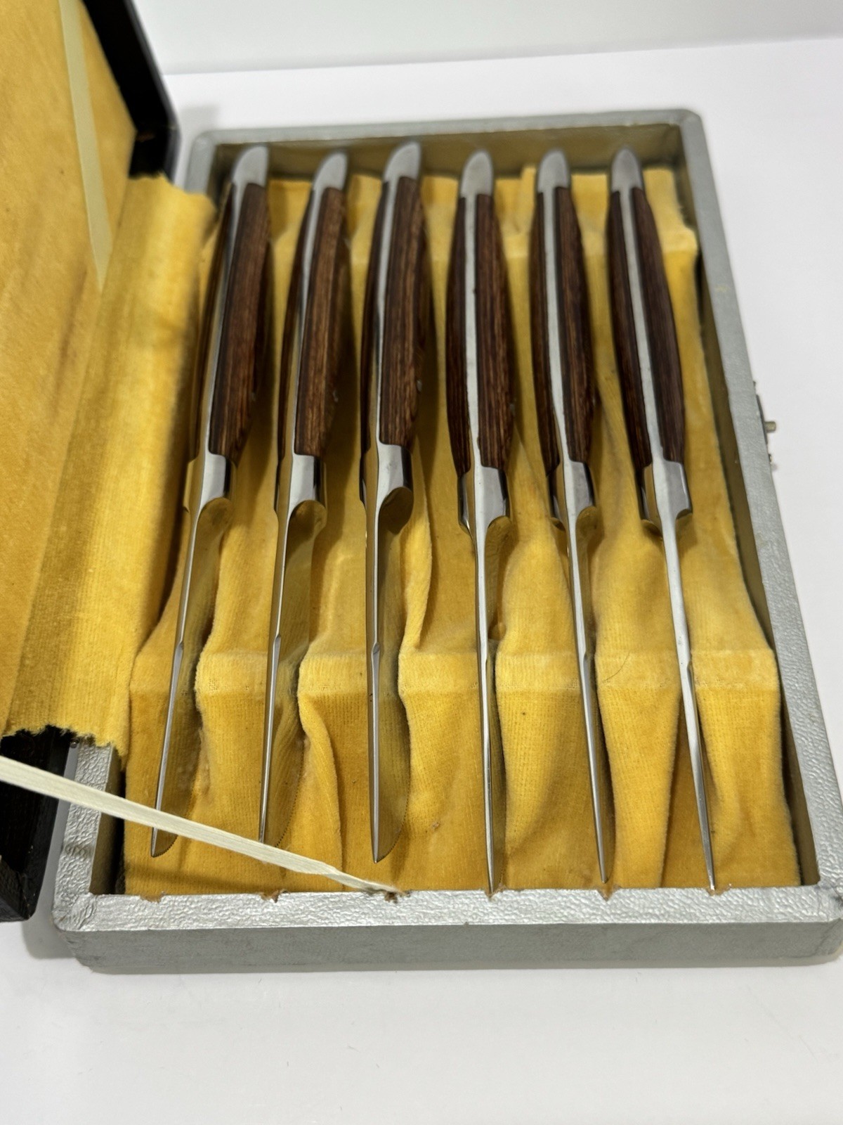 Vintage MCM Steak Knife Set of 6 Made in Japan Stainless Steel Wood Handles Box
