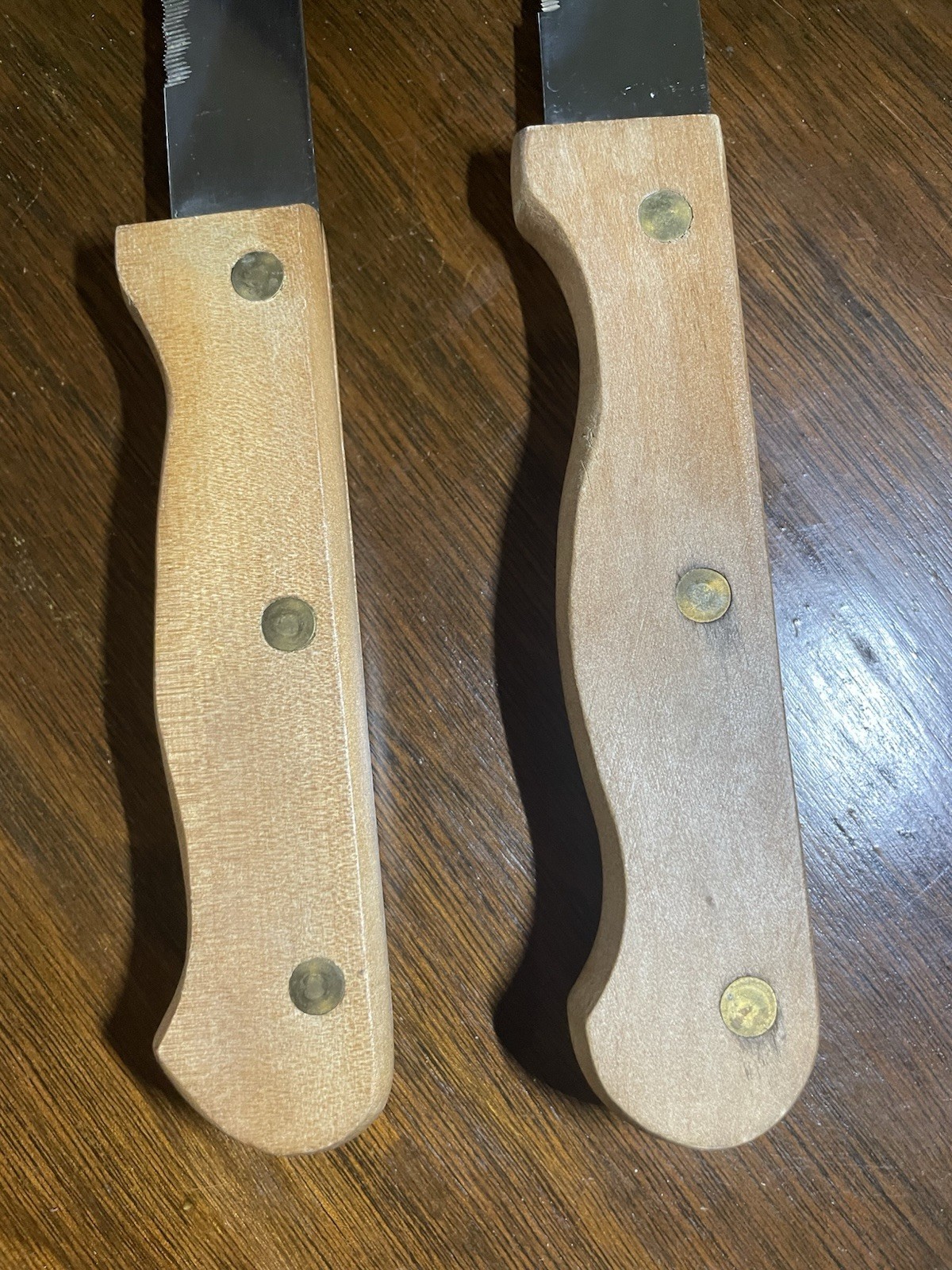 Set of 2 Stainless Steel Serrated Steak Knives with Wood Handles 13 Inches Long
