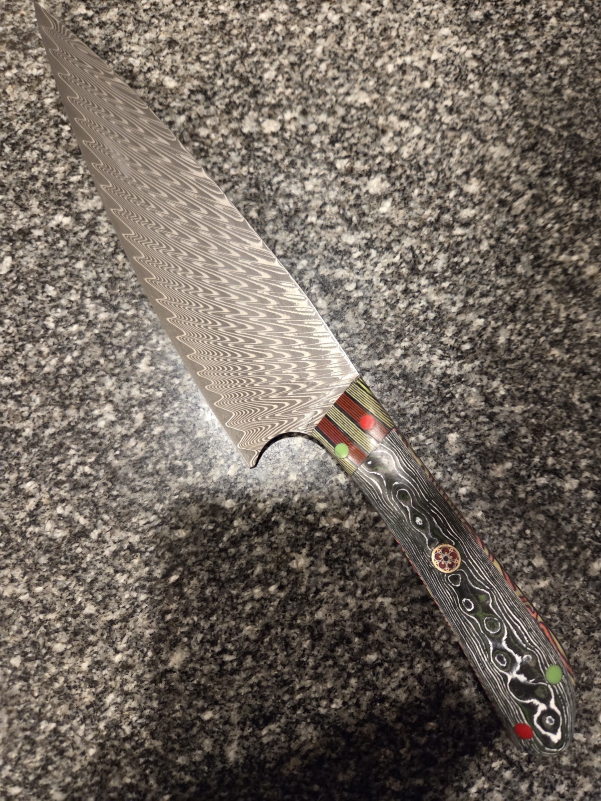 8″ Herringbone Pattern Stainless Damascus Clad VG10 Chef’s Knife With Carbon…