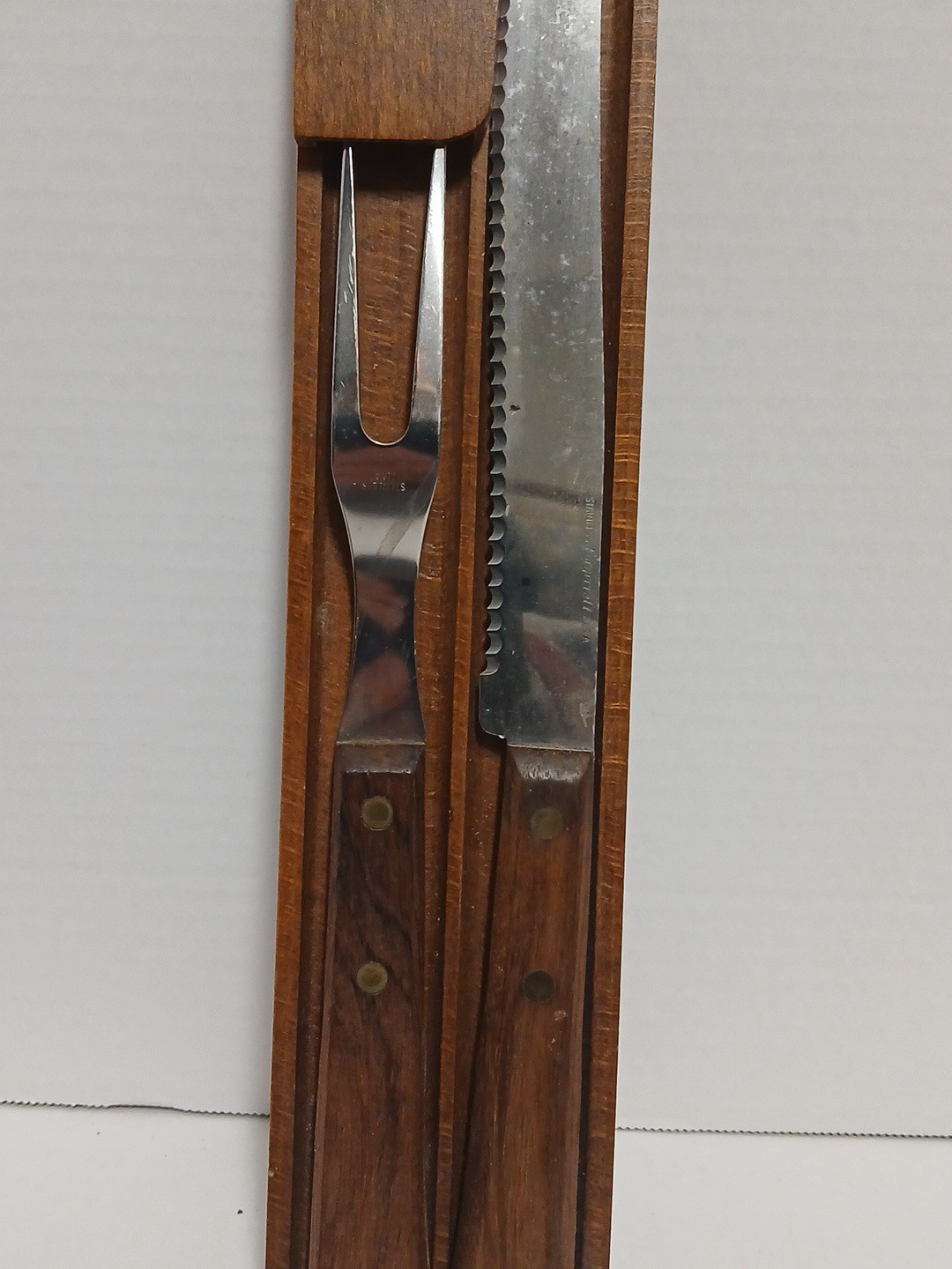 Vintage Forgecraft 2 Pc Carving Knife set & Wood wall mount USA made