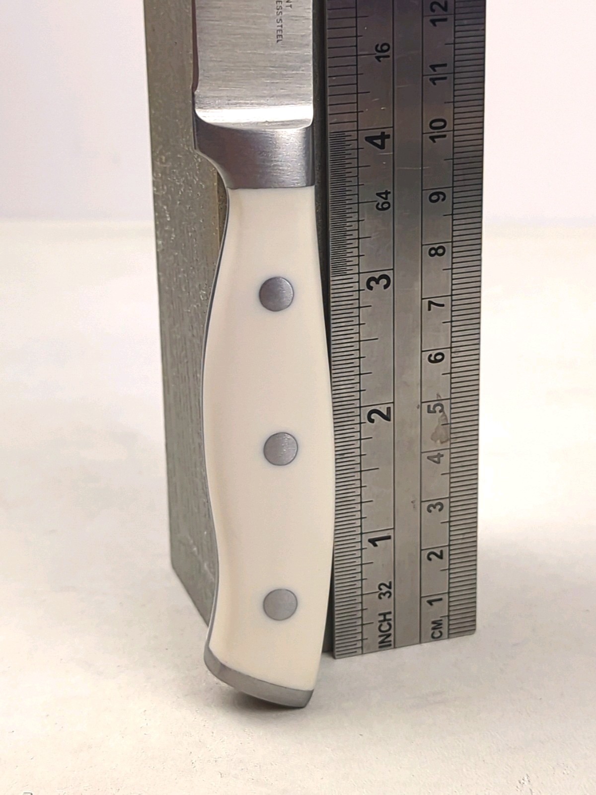 Henckels FORGED ACCENT 3.5 in PARING Knife, WHITE ABS Handle, (19530-090), NEW