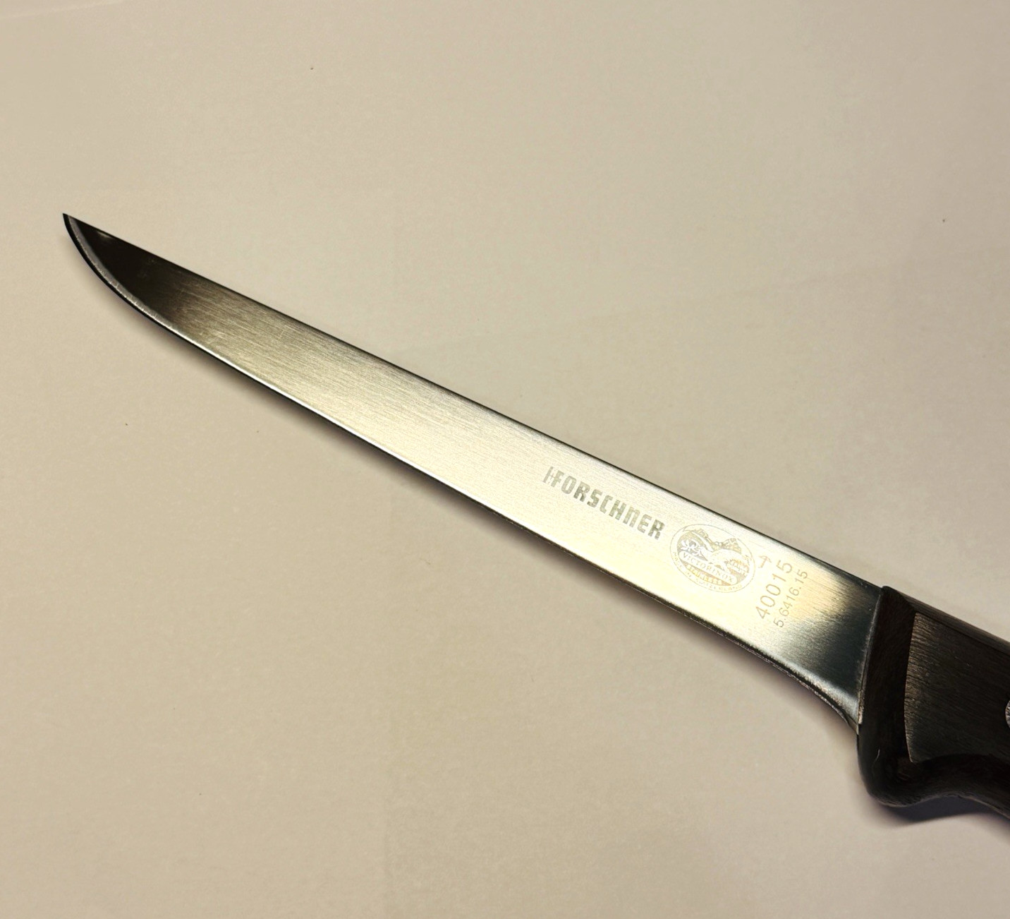 Victorinox Forschner 6″ Boning Knife Flexible Straight Blade Rosewood 40015 NOS
