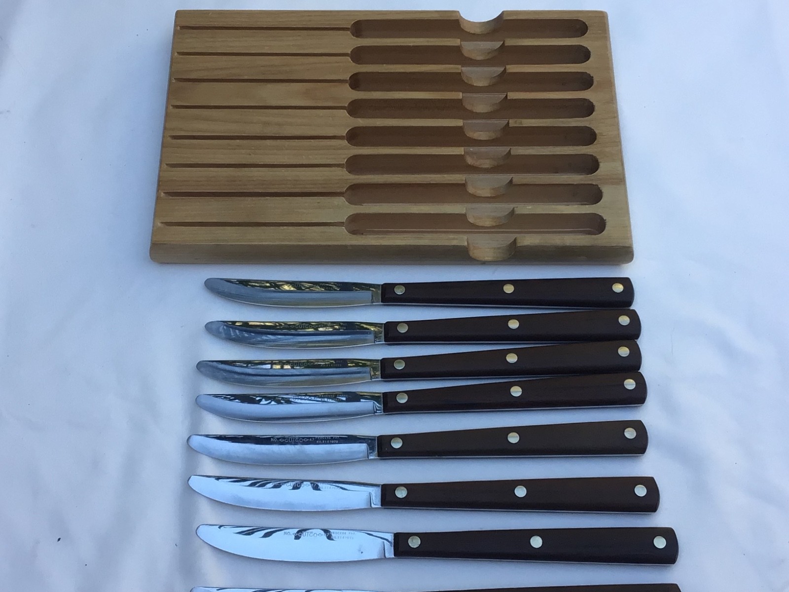Vintage SET x8 pc CUTCO NO. 47 Smooth Steak Table Knives & Storage Tray #2147079