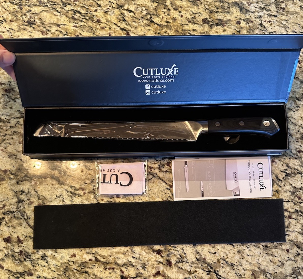 Cutluxe Bread Knife 10″ Serrated Edge Knife Forged High Carbon German Steel
