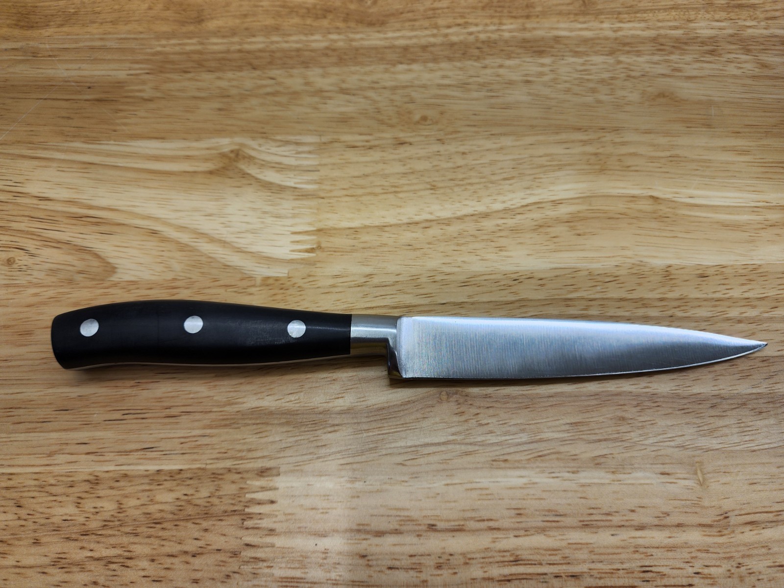 Viking 40493-3605 – 5″ Utility Knife – Sharpened