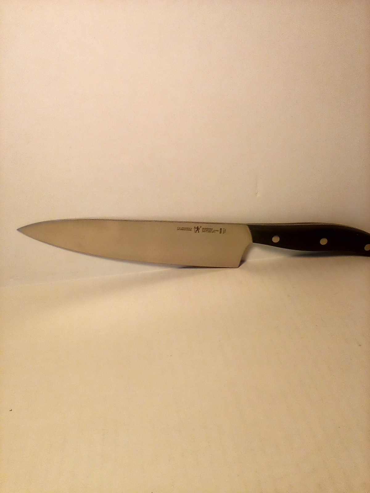 Henckels DEFINITION 8″ CHEF’S Knife, Made w Stainless Steel, 19471-200 OPEN BOX