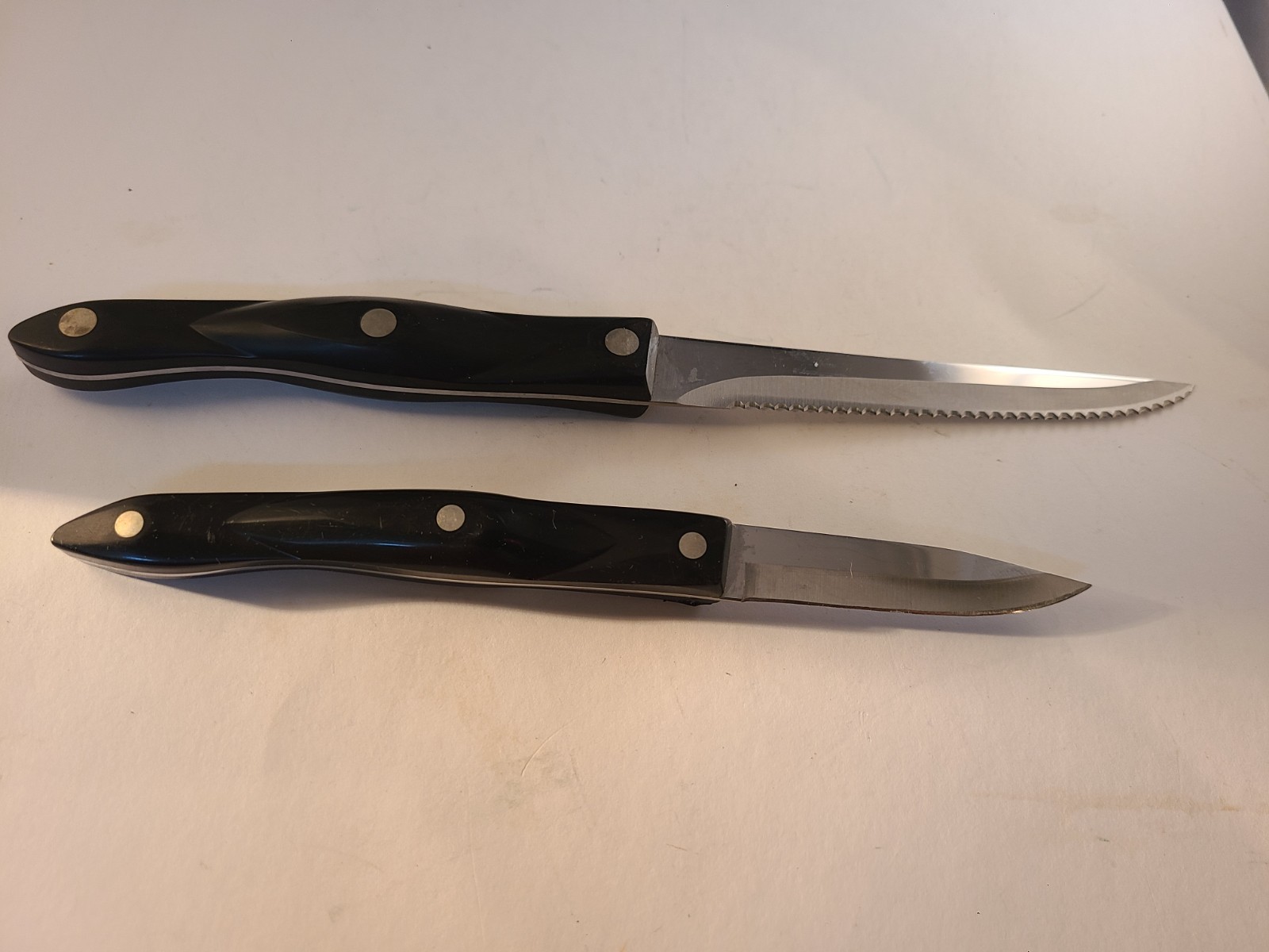 CUTCO 2 Piece Set 1720JH 1721 JH Paring & Peeling Knives Brown Handles