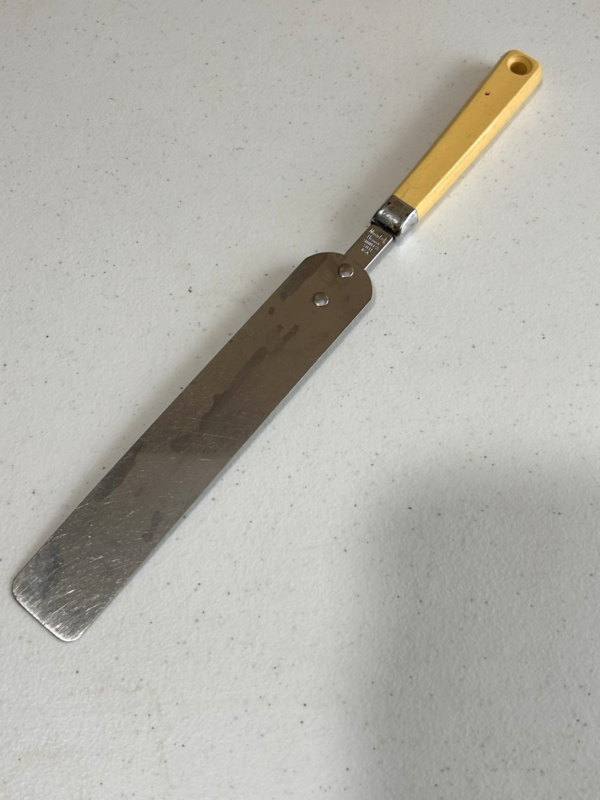 Vintage Maid of Honor Frosting Spatula Cake Icing Frosting Yellow Handle USA