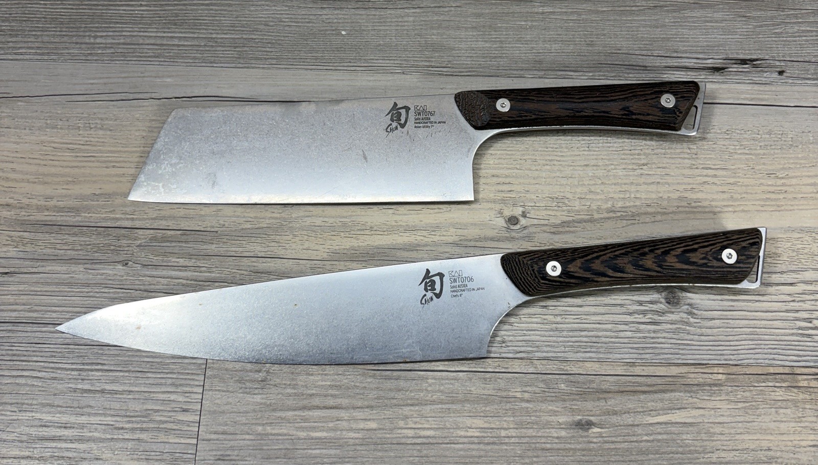 Shun Kanso Japanese AUS10A 8″ Chef’s Knife SWT0706 & Utility 7″ Cleaver SWT0767