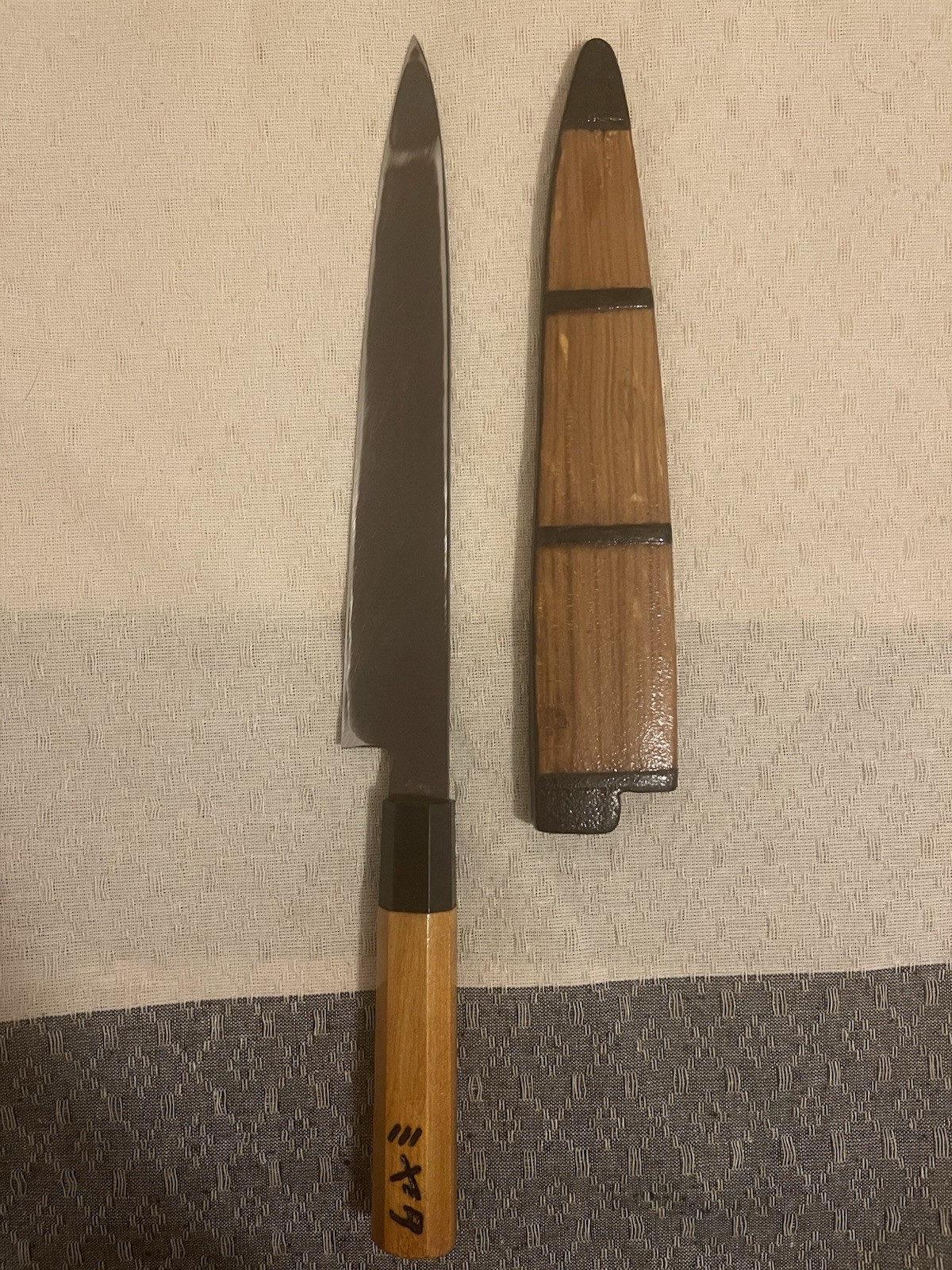 Japanese Yanagiba Knife 220mm Kurozome 黒染め +Saya kitchen knife