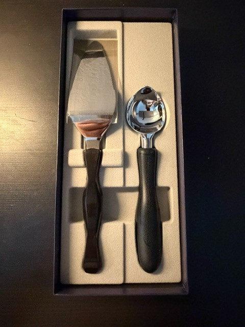 Cutco “Party Favorites” Pie Server and Ice Cream Scoop (New in Box)