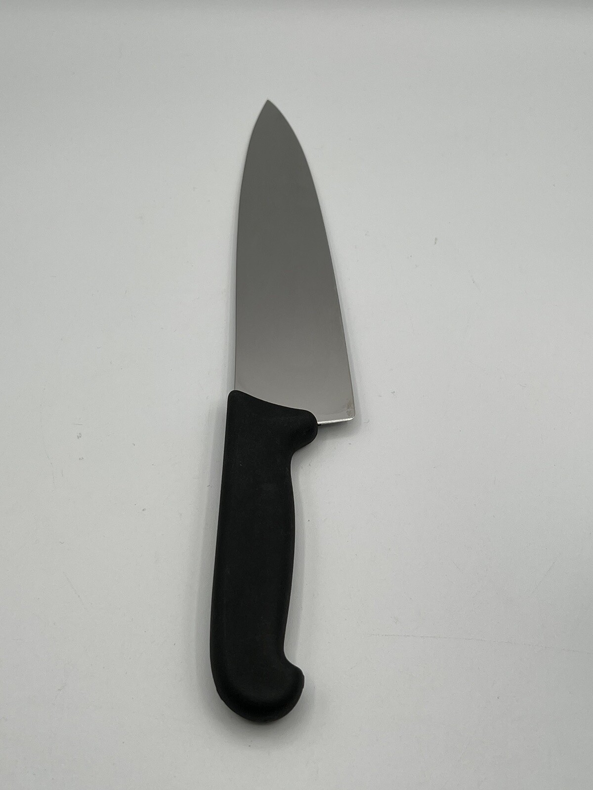 Victorinox Swiss Made Fibrox Pro Chef’s Knife, 8-Inch 5.2063.20