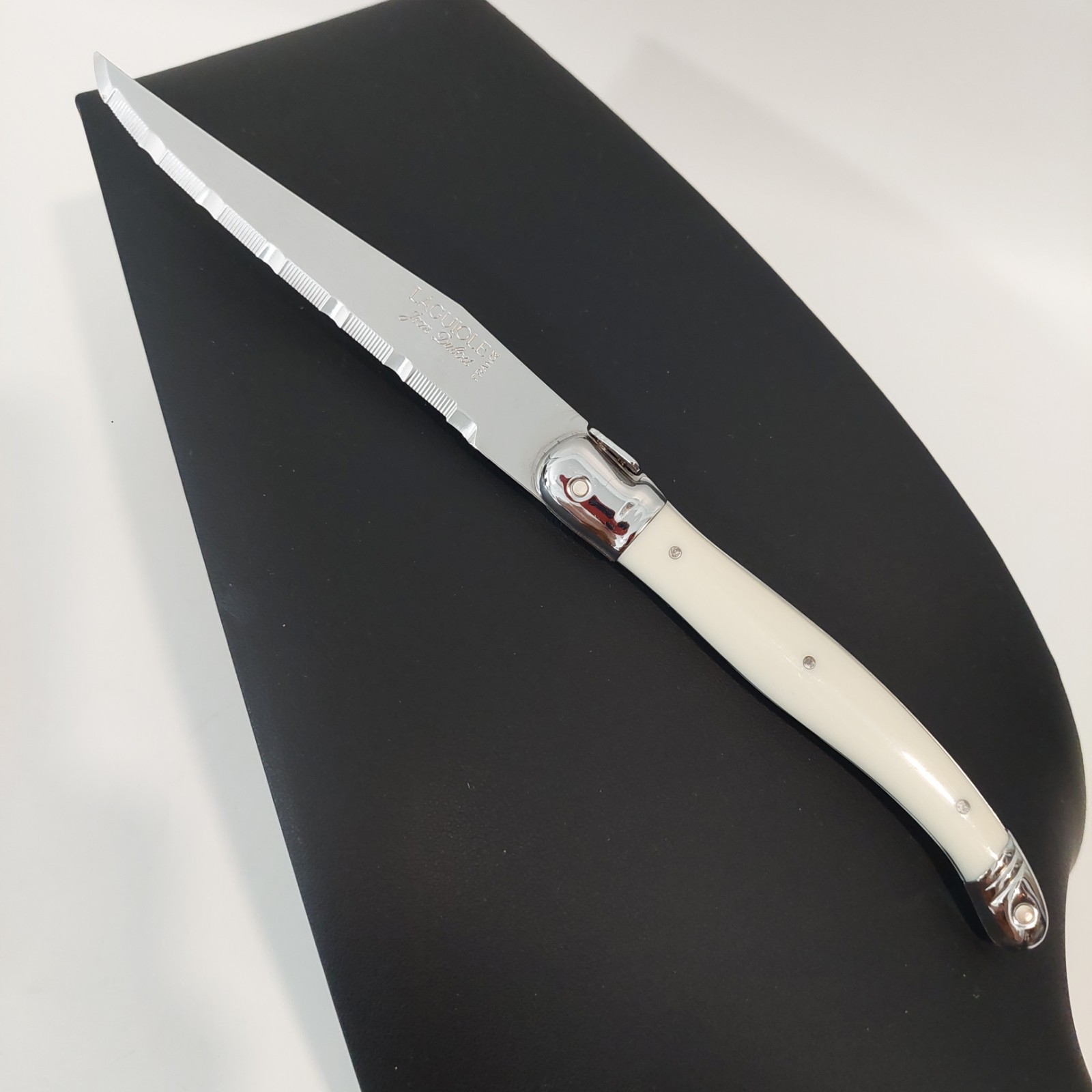 Jean Dubost Laguiole France BEE Steak Knife Cream Acrylic Single Replacement