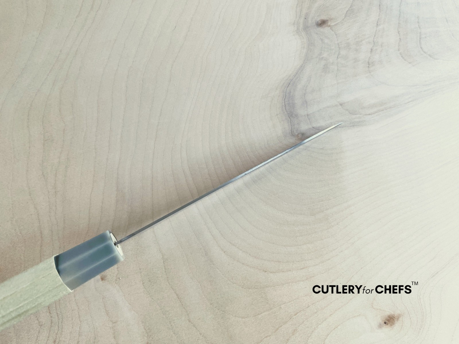 Japanese Santoku Knife by Fuji Cutlery – MADE IN JAPAN – FREE US SHIPPING