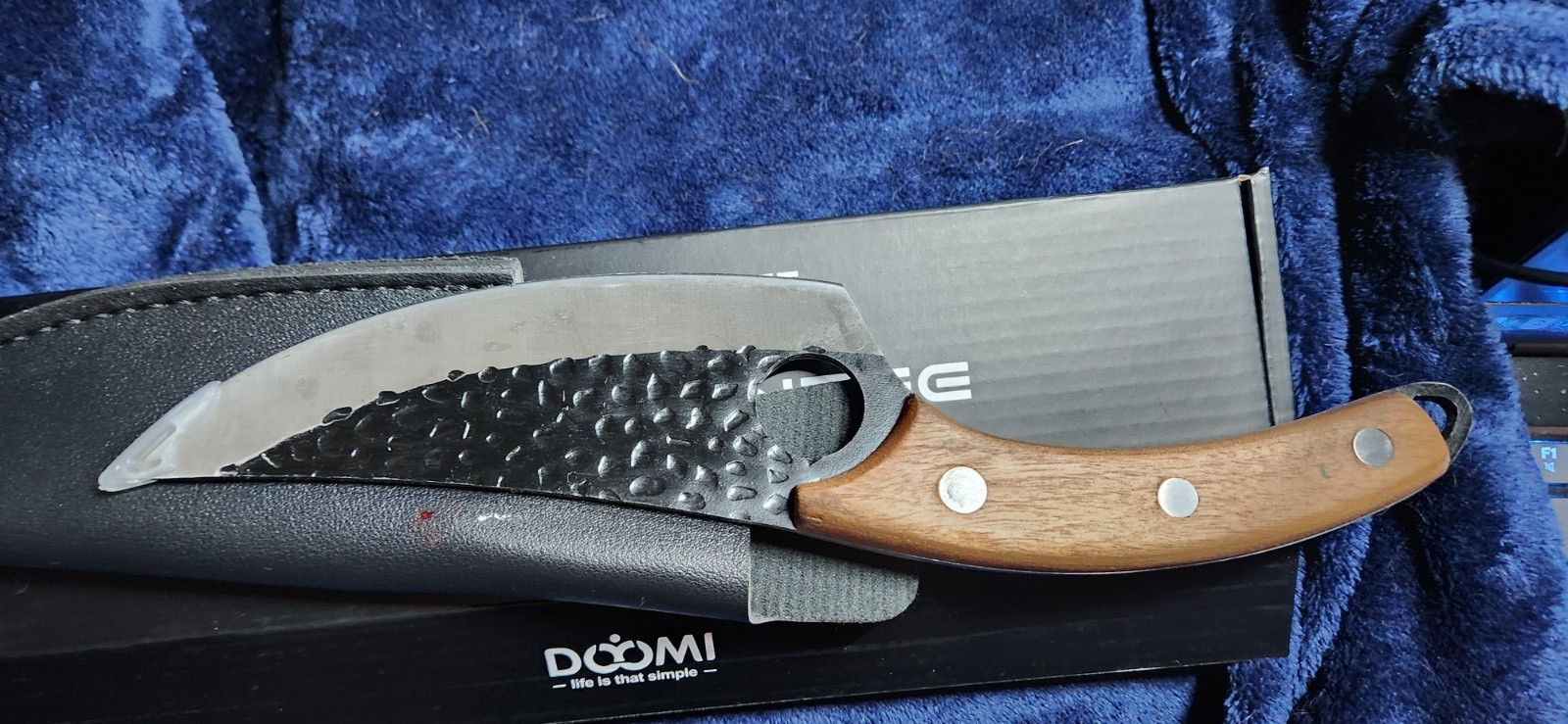 DOYOMI Yomi Butcher Knife 7.7in Straight Edge Stainless Steel Wood Handle