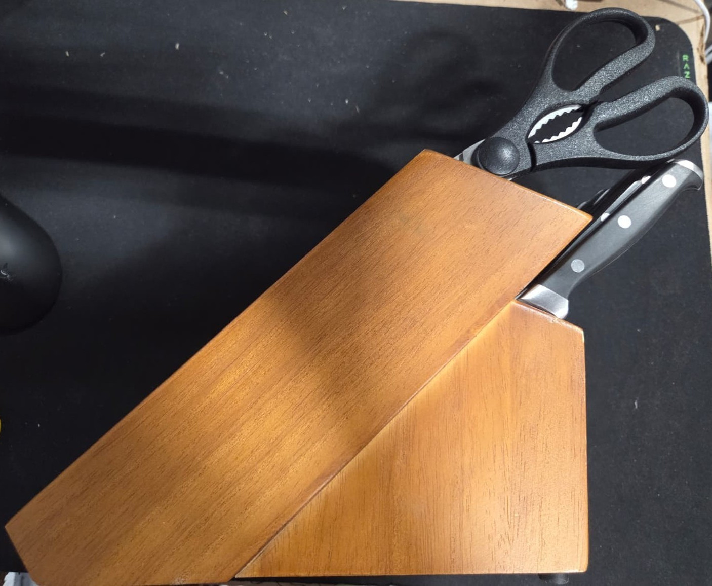 Calphalon Classic Self-Sharpening 15-Piece Cutlery Knife Block Set – PRE OWNED