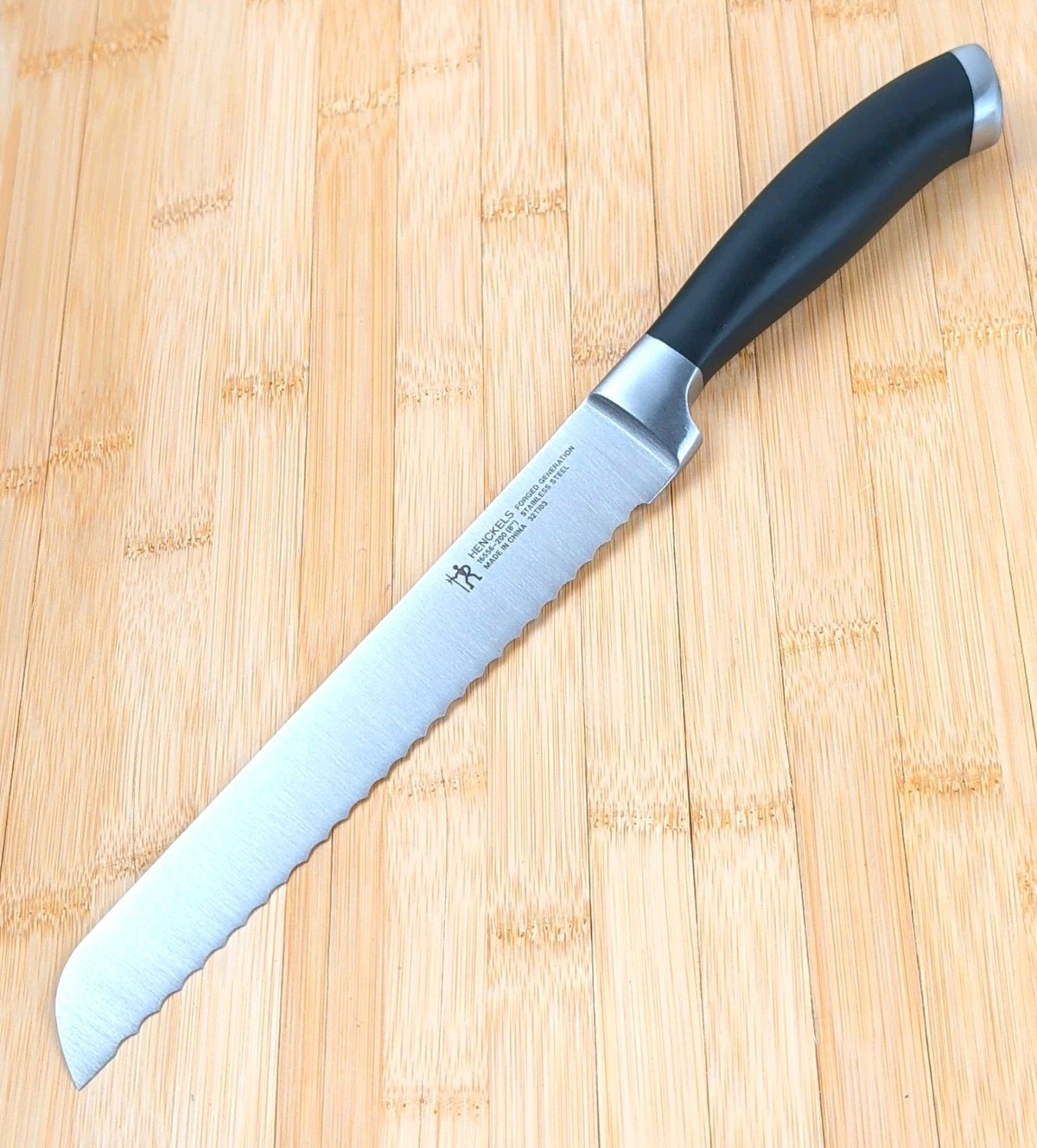 HENCKELS Forged GENERATION 8″ BREAD Knife, Serrated-Edge Blade, 16556-200, NEW