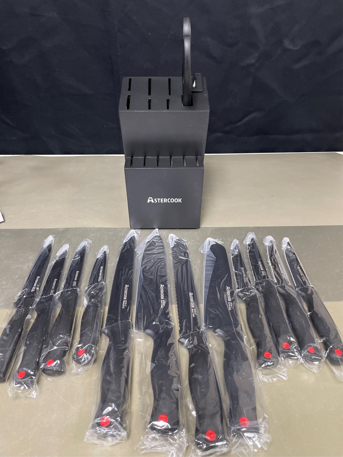 Knife Set, Astercook 15 Pieces Knife Sets for Kitchen with Block