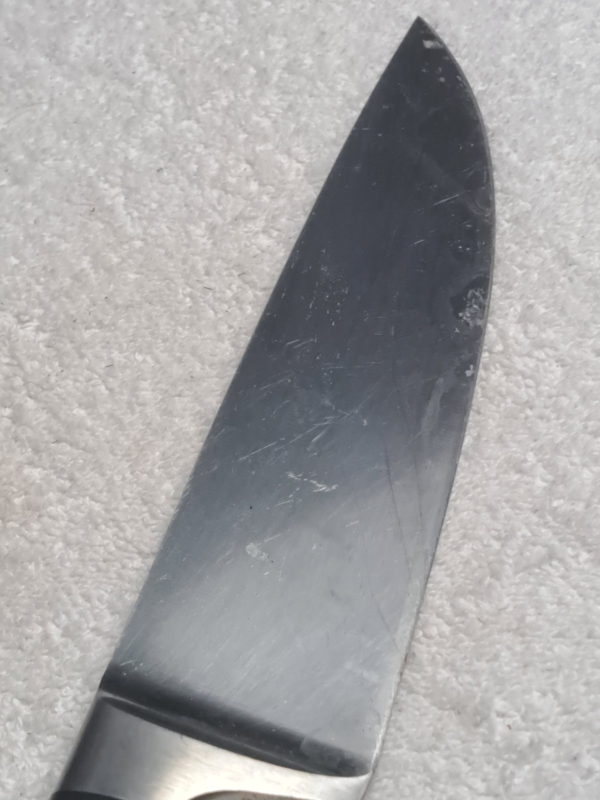 ZWILLING J.A. HENCKELS Pure 8″ Chef’s Knife, 33601-200 Made in Germany