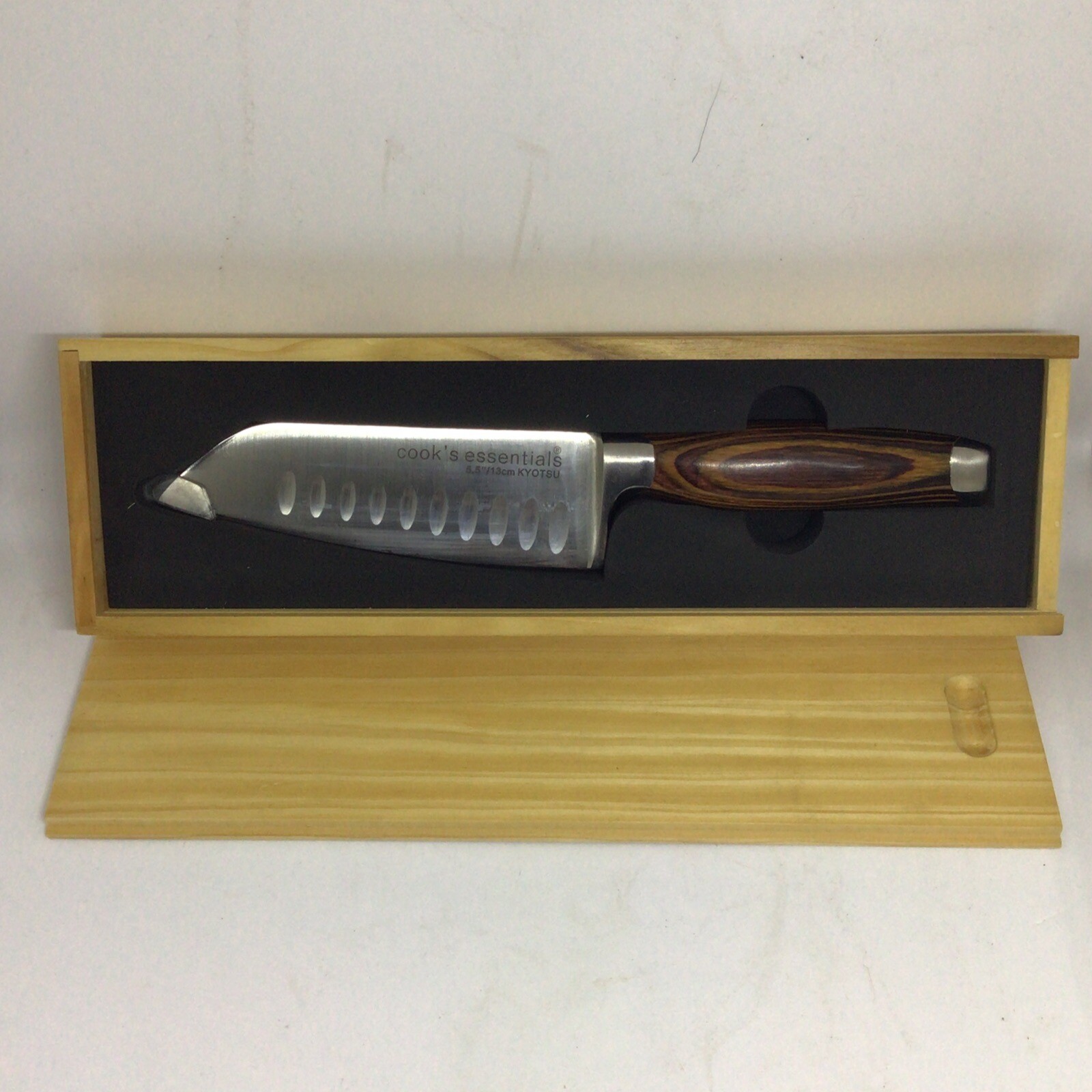 Cook’s Essentials 5.5” / 13cm KYOTSU Knife with Wooden Box HTF NEW
