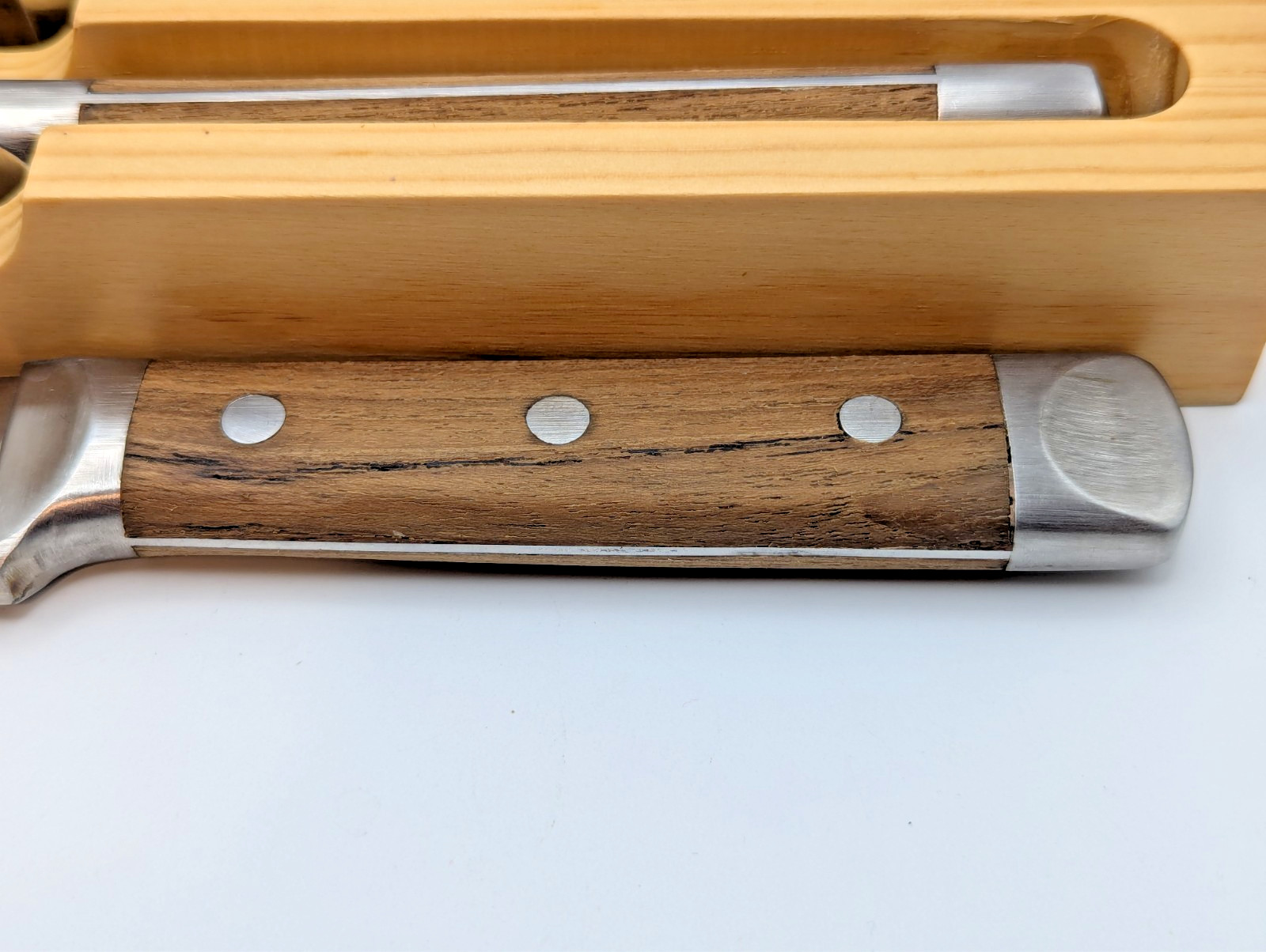 NIB Restoration Hardware King Sized Teak Handled Steak Knives Set 4 W/ Wood Case