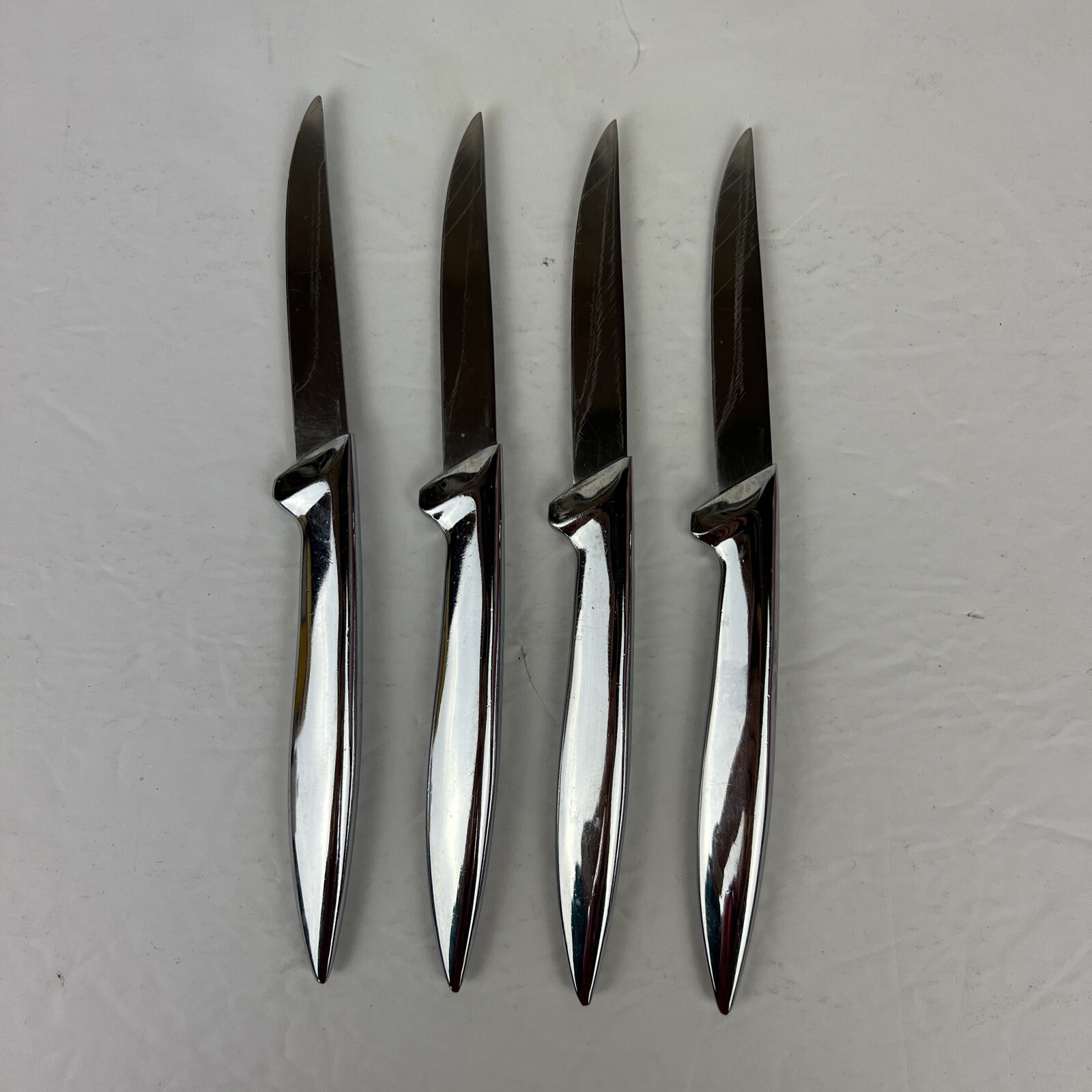 4-Carvel Hall Solid Handle Steak Knives Stainless Gloss Cutlery Flatware Quality