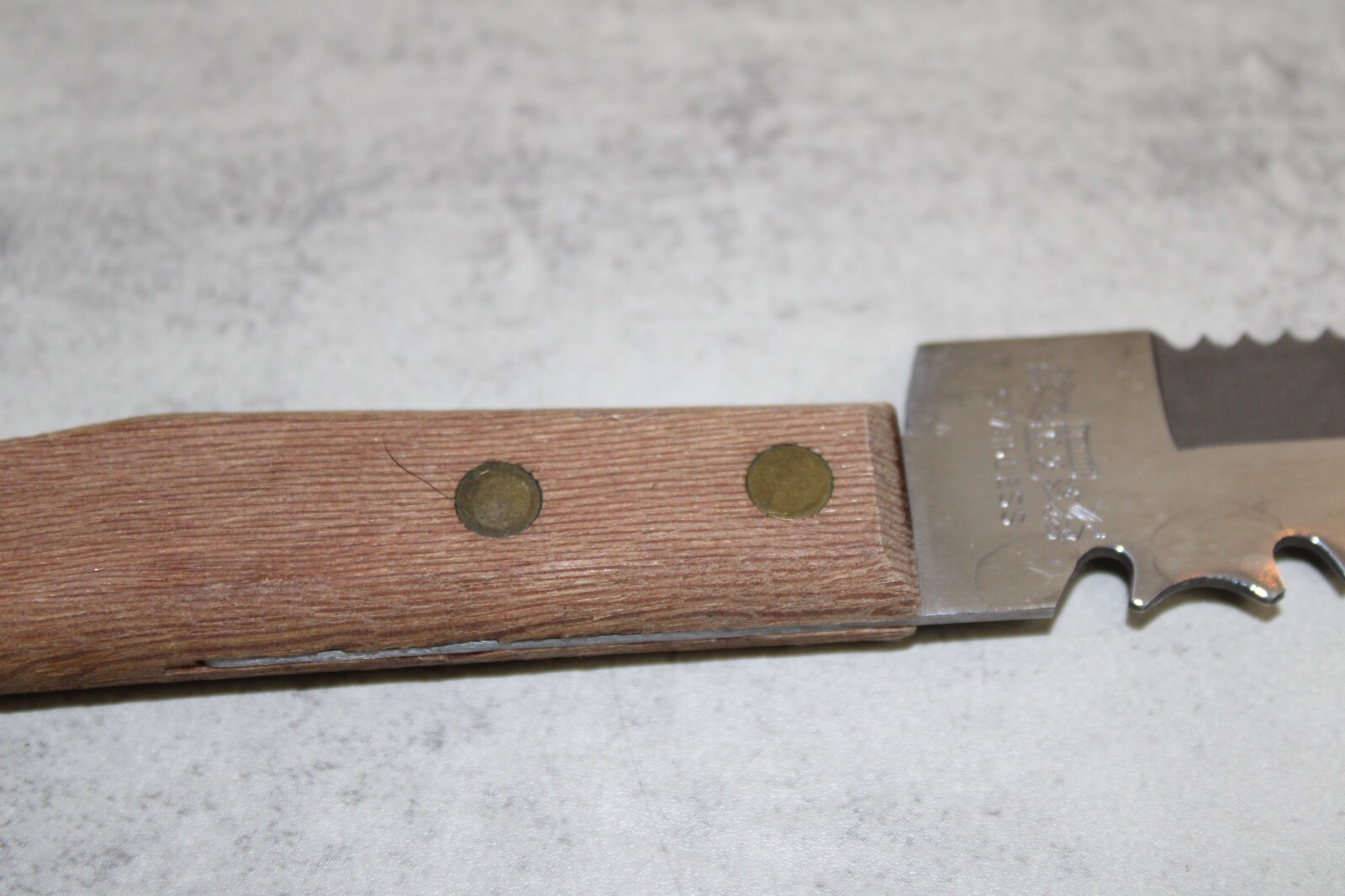 Vintage Regent Sheffield Stainless Steel Carving Bread Knife 8.75 in