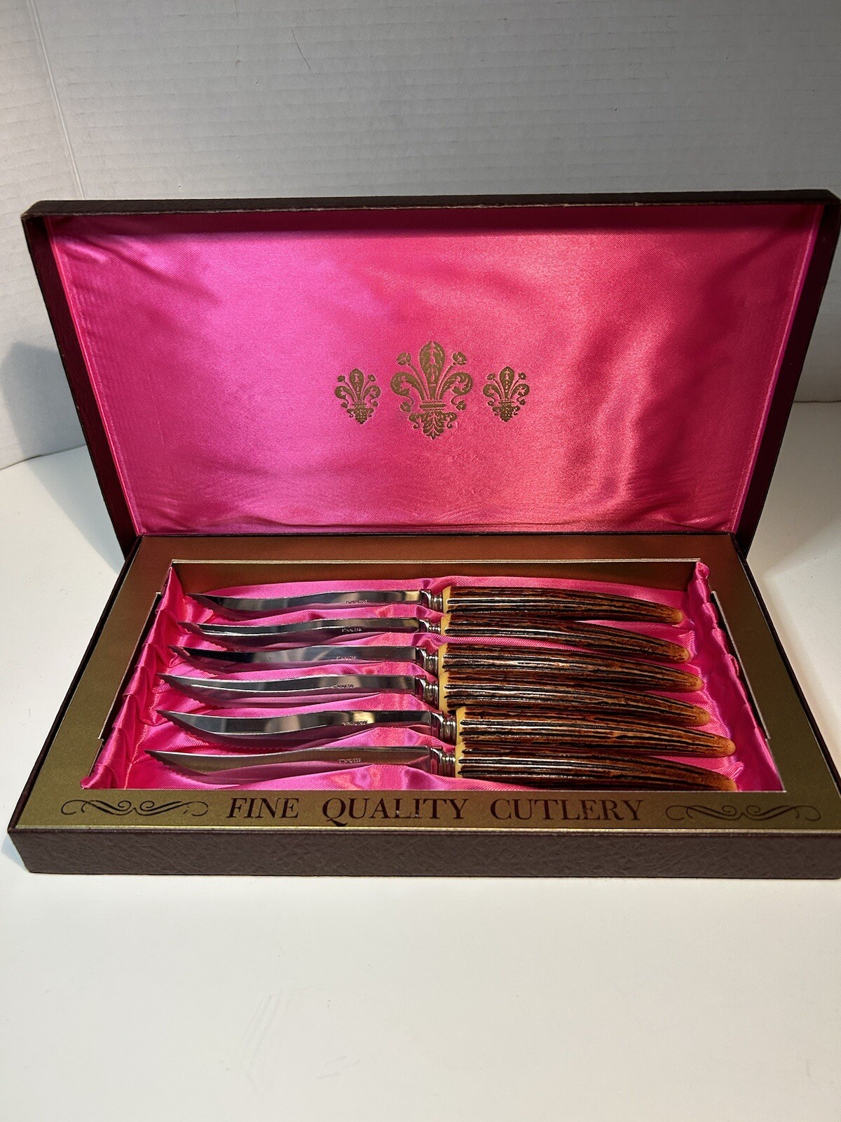 Vintage Set Of 6 Faux Stag Antler Handle Quality SS Blade Steak Knife Cutlery