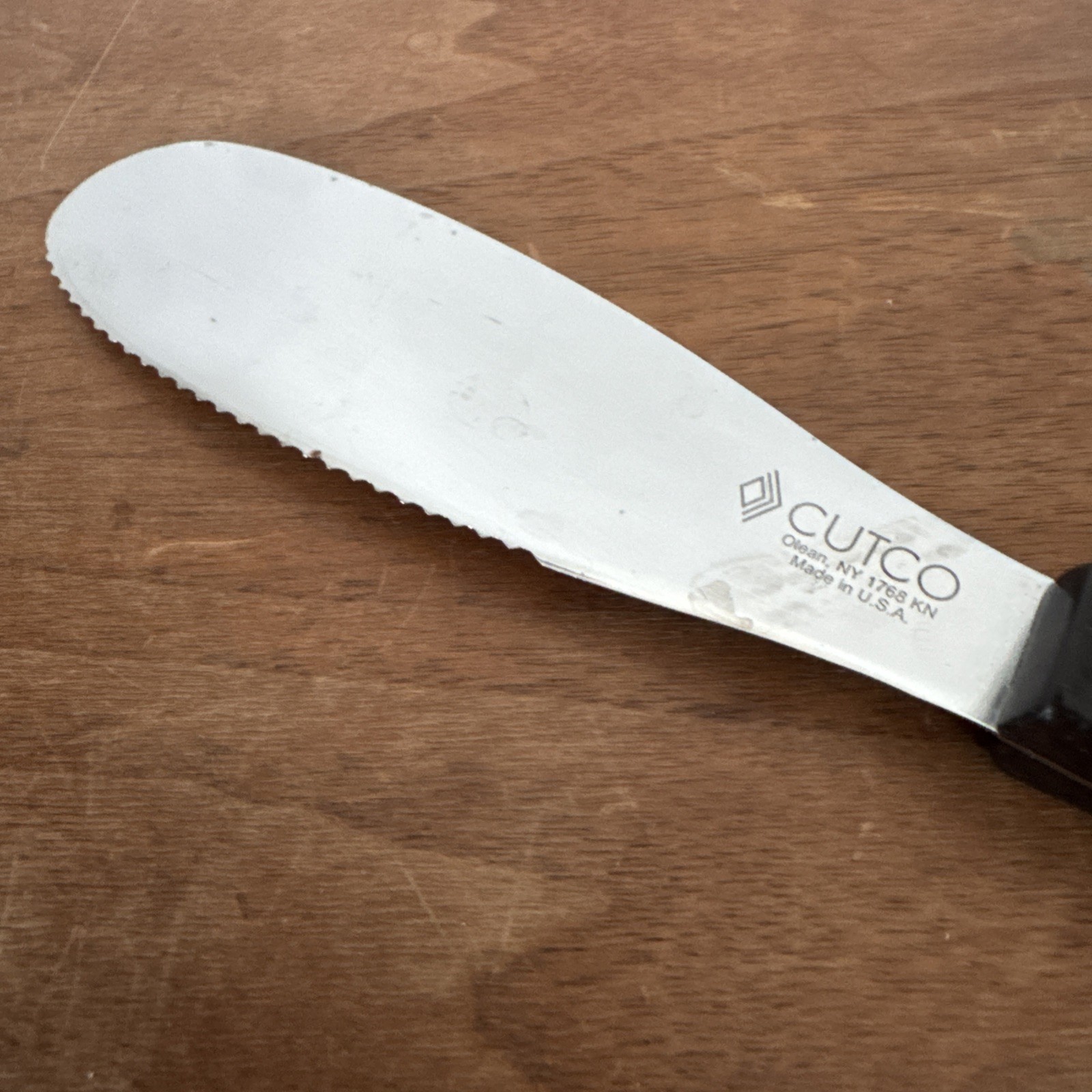 Vintage Cutco 1768 KN Serrated Spatula Spreader Knife Brown Swirl Handle, USA