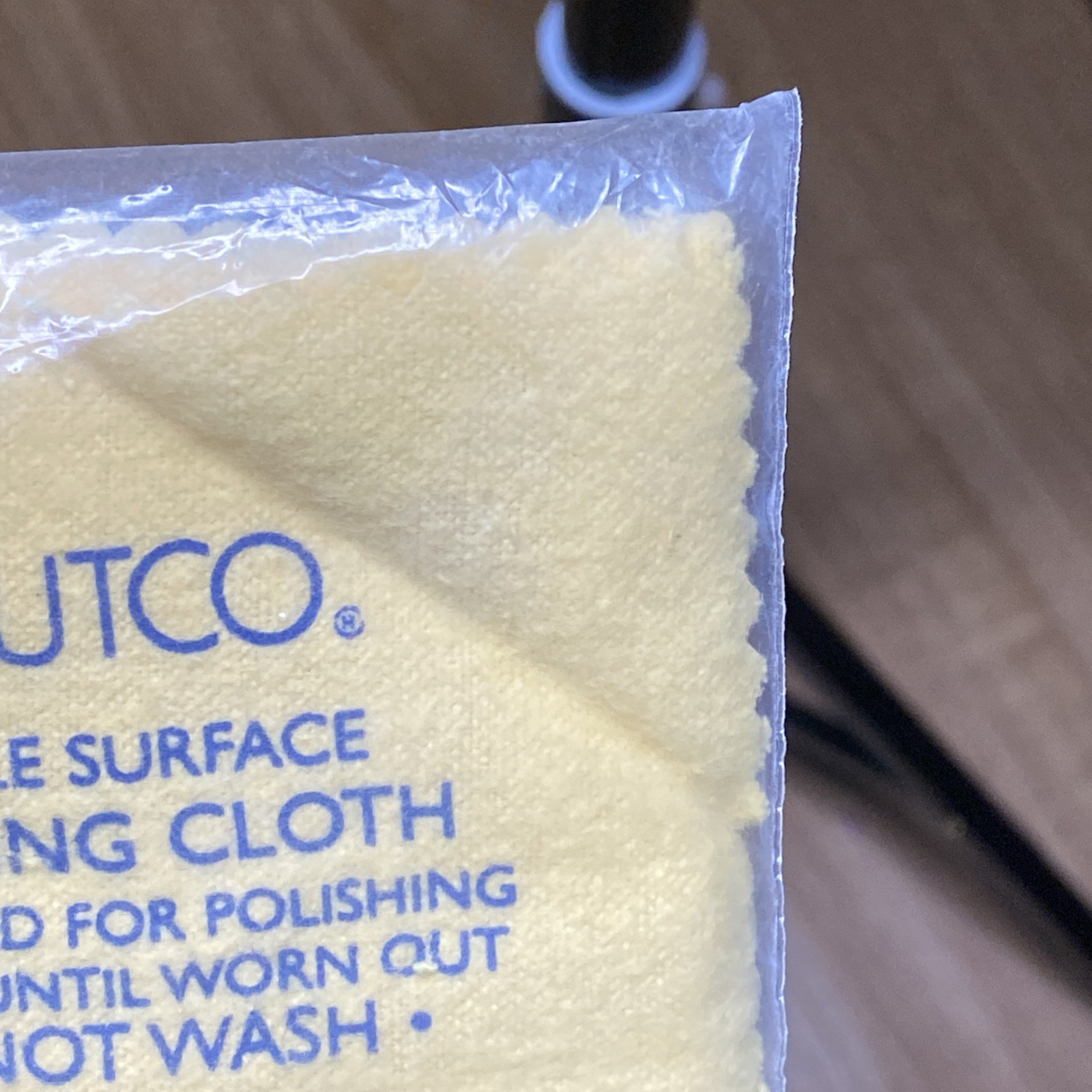 14” x 15” Cutco Cutlery Knives Double Surface Polishing Cloth Yellow USA Vtg EC