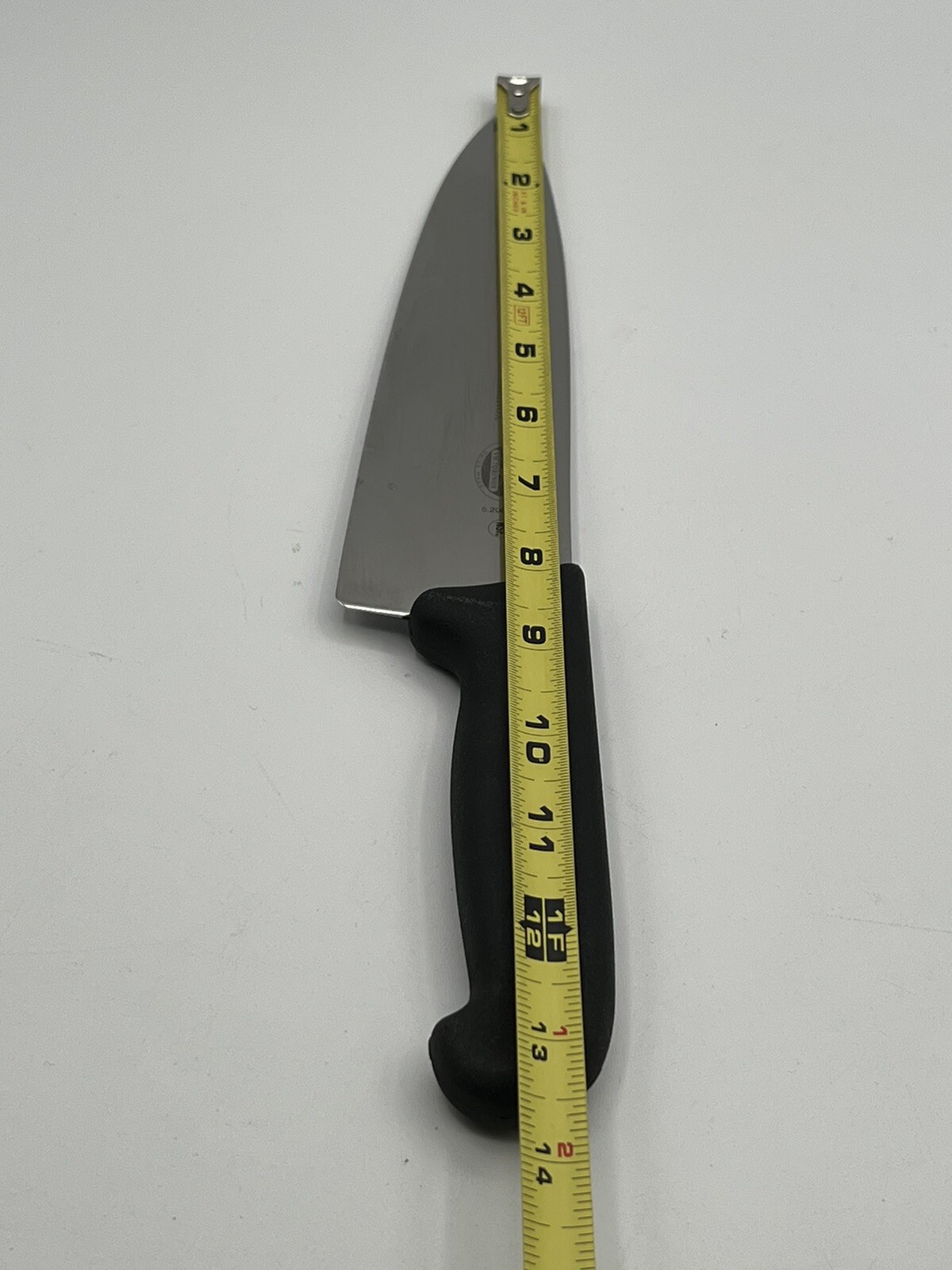 Victorinox Swiss Made Fibrox Pro Chef’s Knife, 8-Inch 5.2063.20