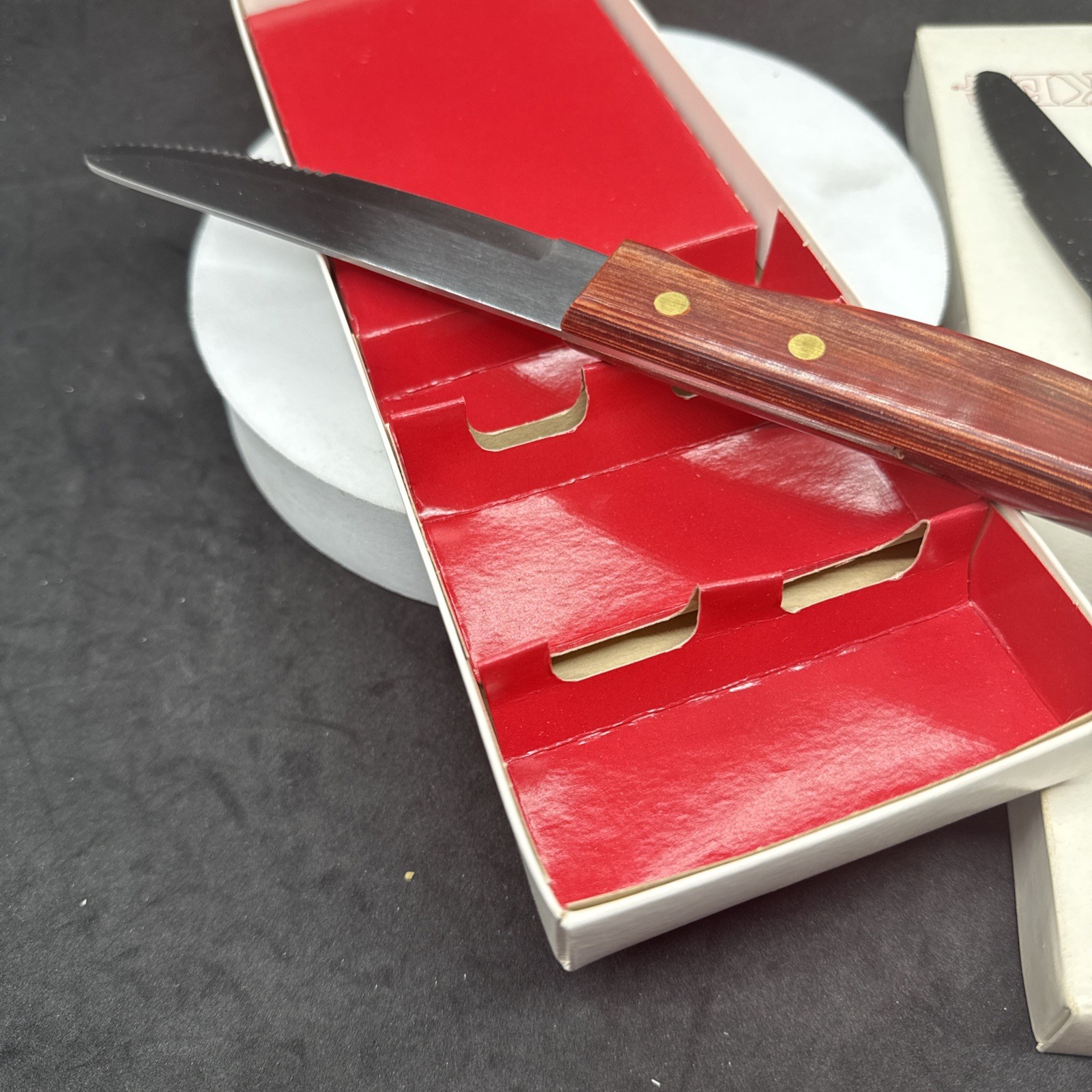 The Keg Steak Knives Set of 2 Wood Handle Restaurant Vintage In Original Box