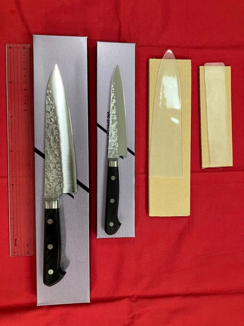 Takamura Hamono Hokorin V10 Gyuto 180mm & Petty 130mm Hammered Set Unused