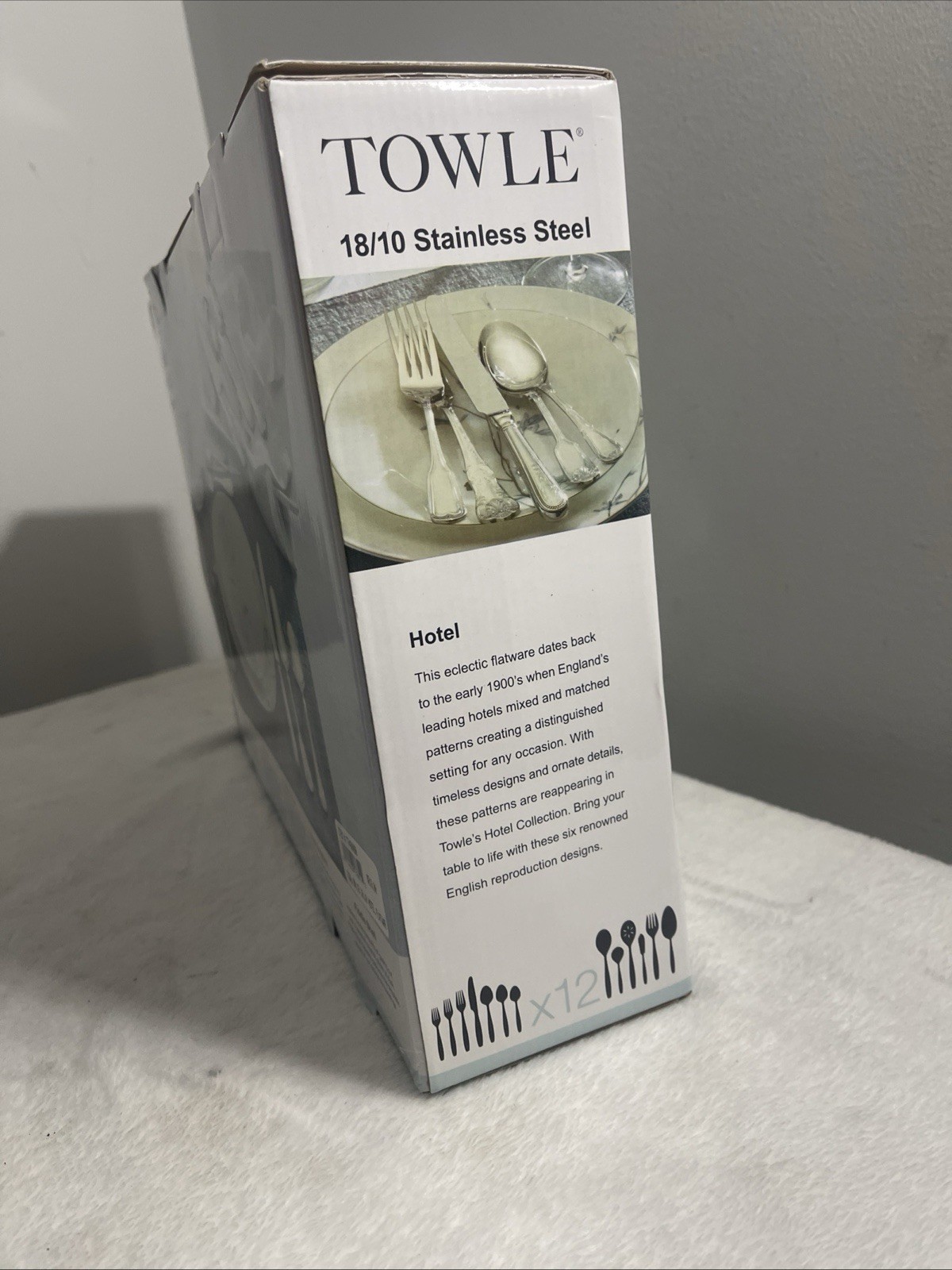 Towle T7490090 Hotel 90-Piece 18/10 Stainless Steel Flatware Set, Service for 12