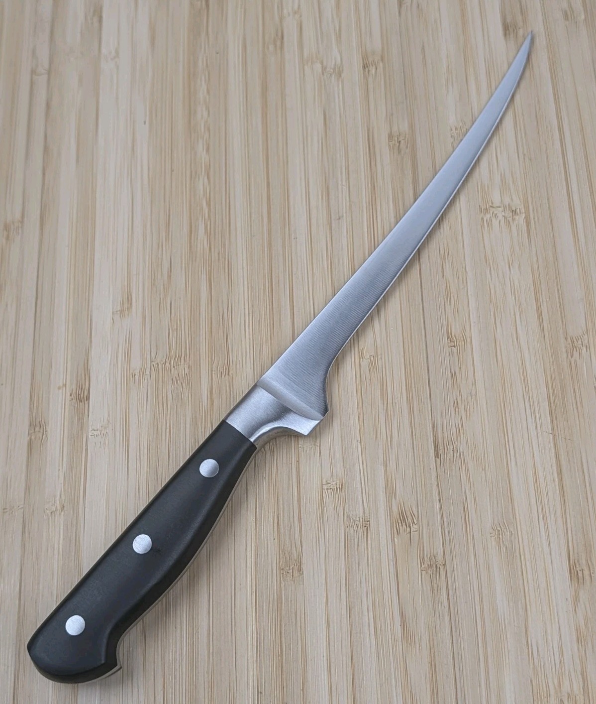 CRAFTED CULINARY 7-inch Flexible FILET Knife, Stainless Steel Blade, Full-Tang