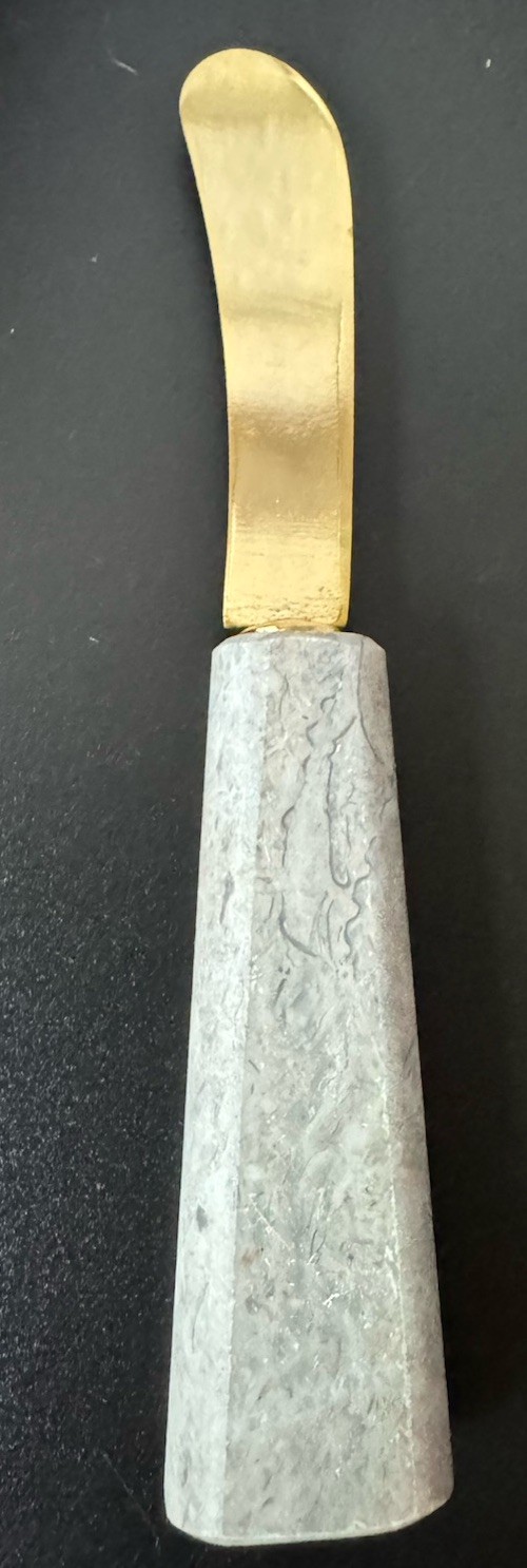 Vintage Set of 4 Butter Knives/Spreaders Gray Stone Handles Gold Tone w/ Case