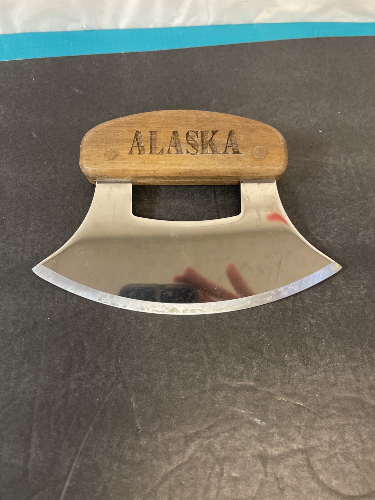 Alaska Ulu Knife W/ Stand fixed Blade Polished Steel Meat, Pizza Or Salad Cutter