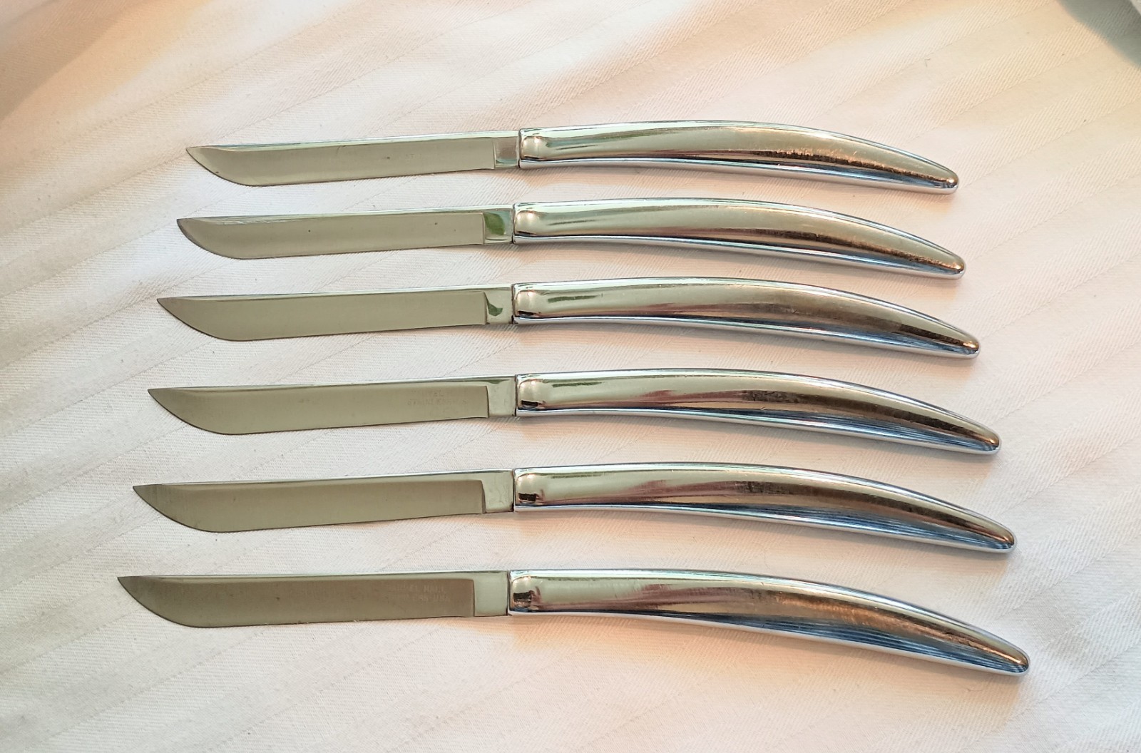 6 Carvel Hall 440 Stainless Steel Steak Knives Meat 6/Set Ergonomic Knife