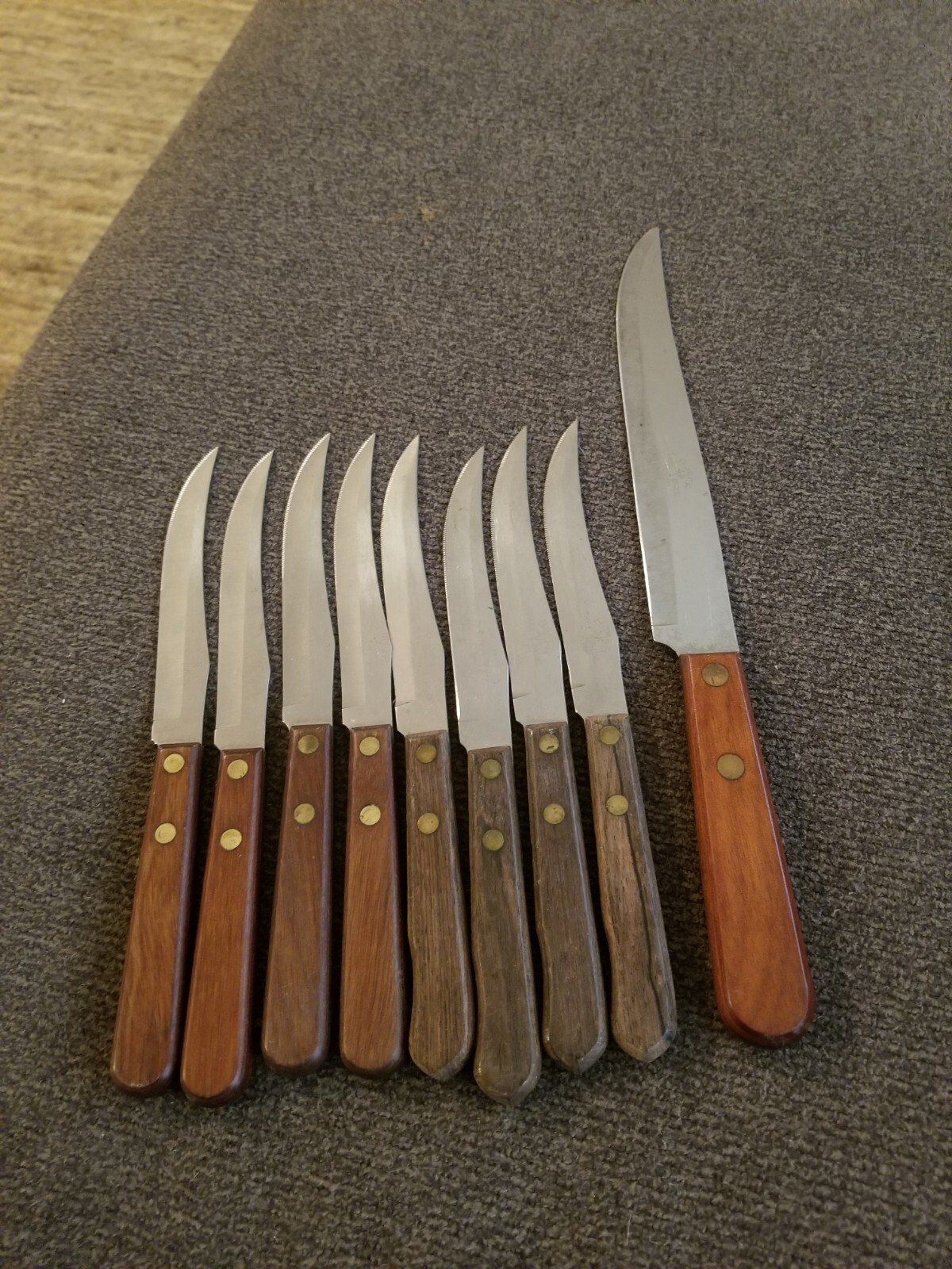 9 Pieces Vintage Boker Tree Brand Stainless Steel Steak Knives Plus Carver. Q17