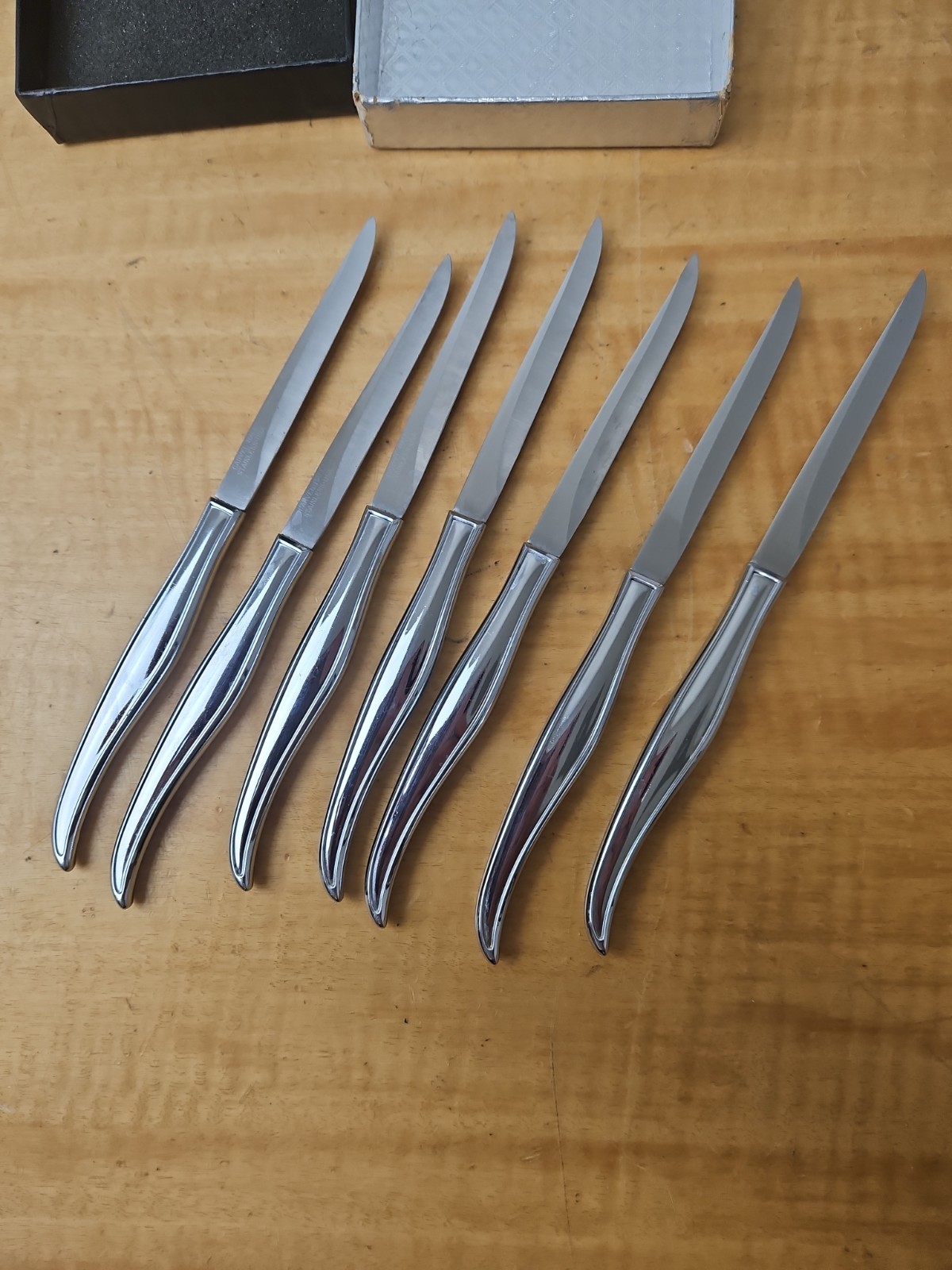 Carvel Hall Great Blades Stainless USA boxed set of 7 knives 8 3/4″