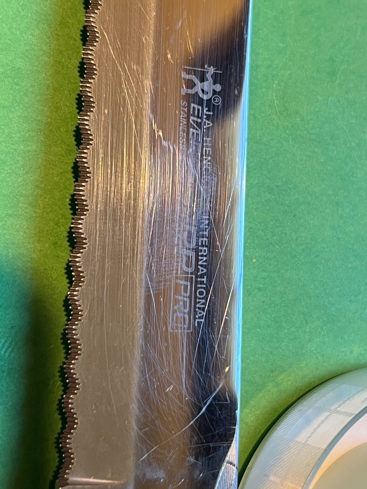 J. A. Henckles International Ever Sharp Pro 8″ Knife Serrated Blade