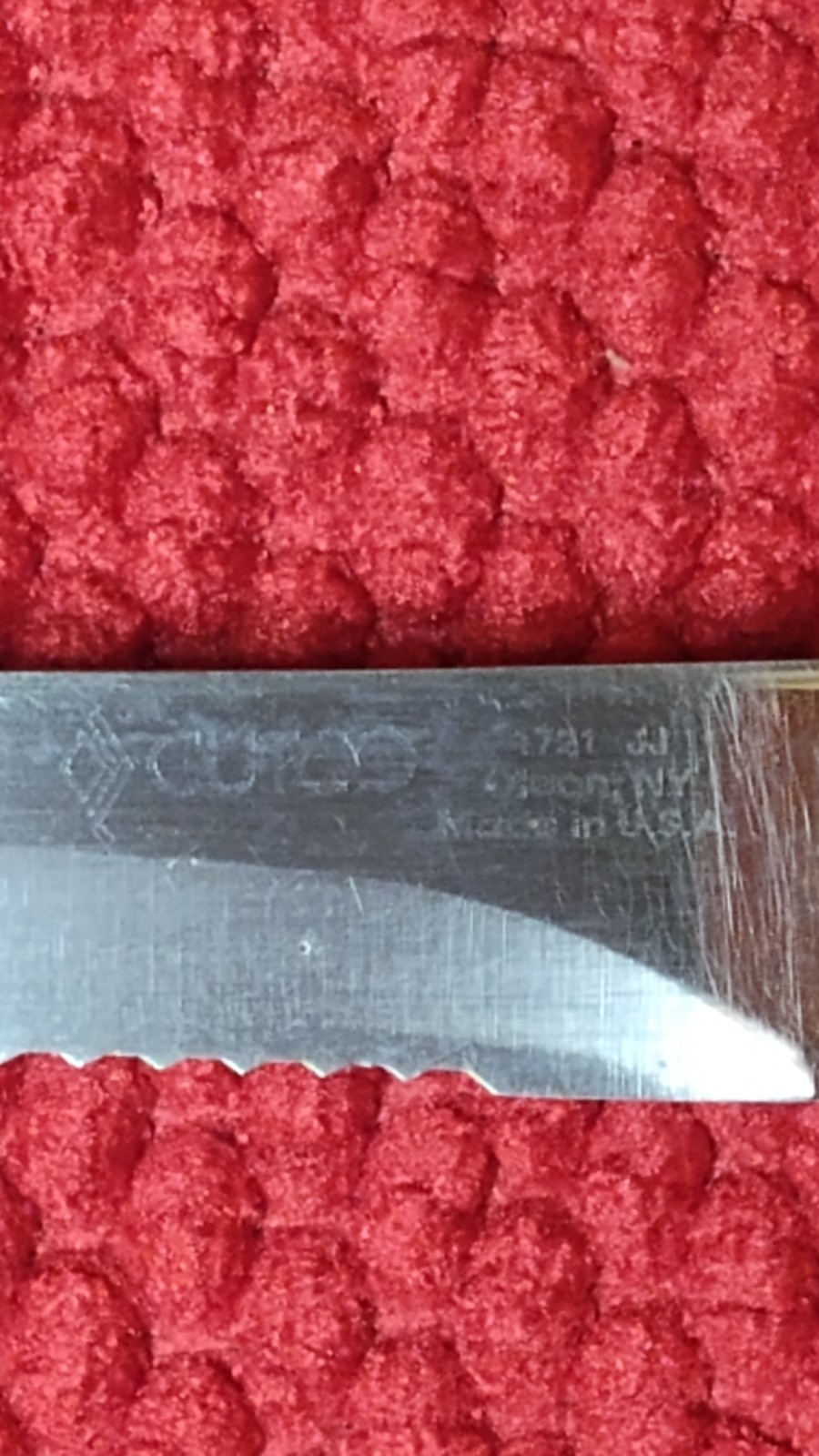 Cutco 1721 JJ Serrated Utility Knife 5in Stainless Steel Blade Black Handle