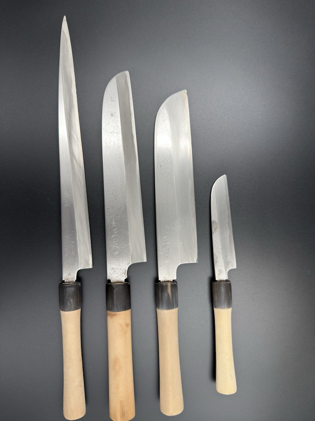 Tsukiji Masamoto Japanese Knife 4 pc Set Yanagiba Usuba Carbon Steel Katana