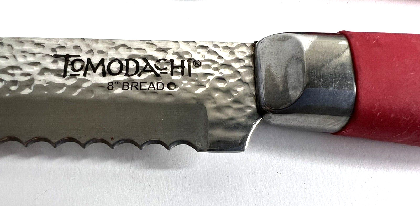 2 Hampton Forge TOMODACHI 8″ Bread Serrated Knife Red Handle Hammered Finish
