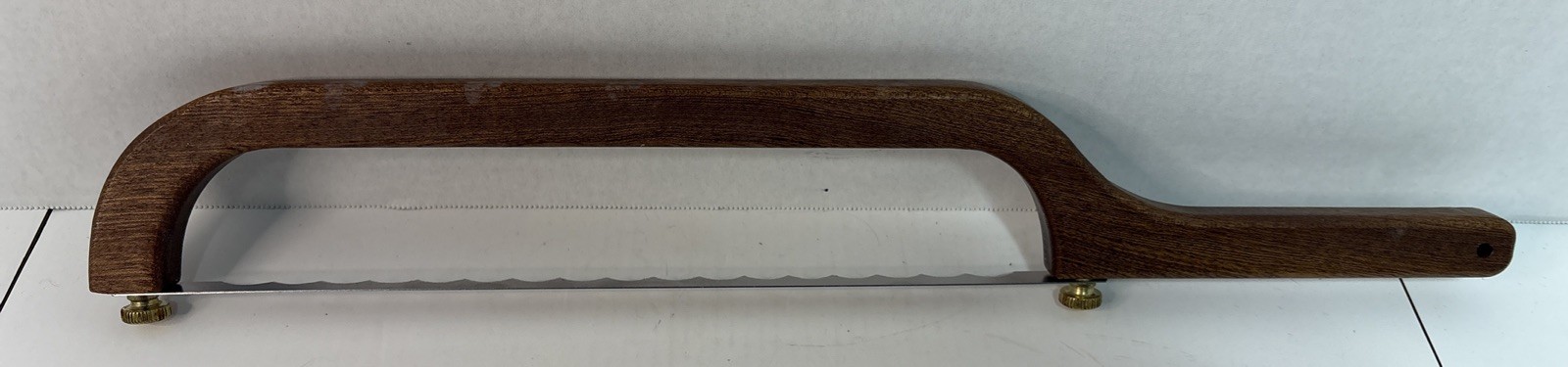 Wooden Bread Bow Knife Serrated Sourdough Loaf Bagel Slicer – Fiddle Bow Design