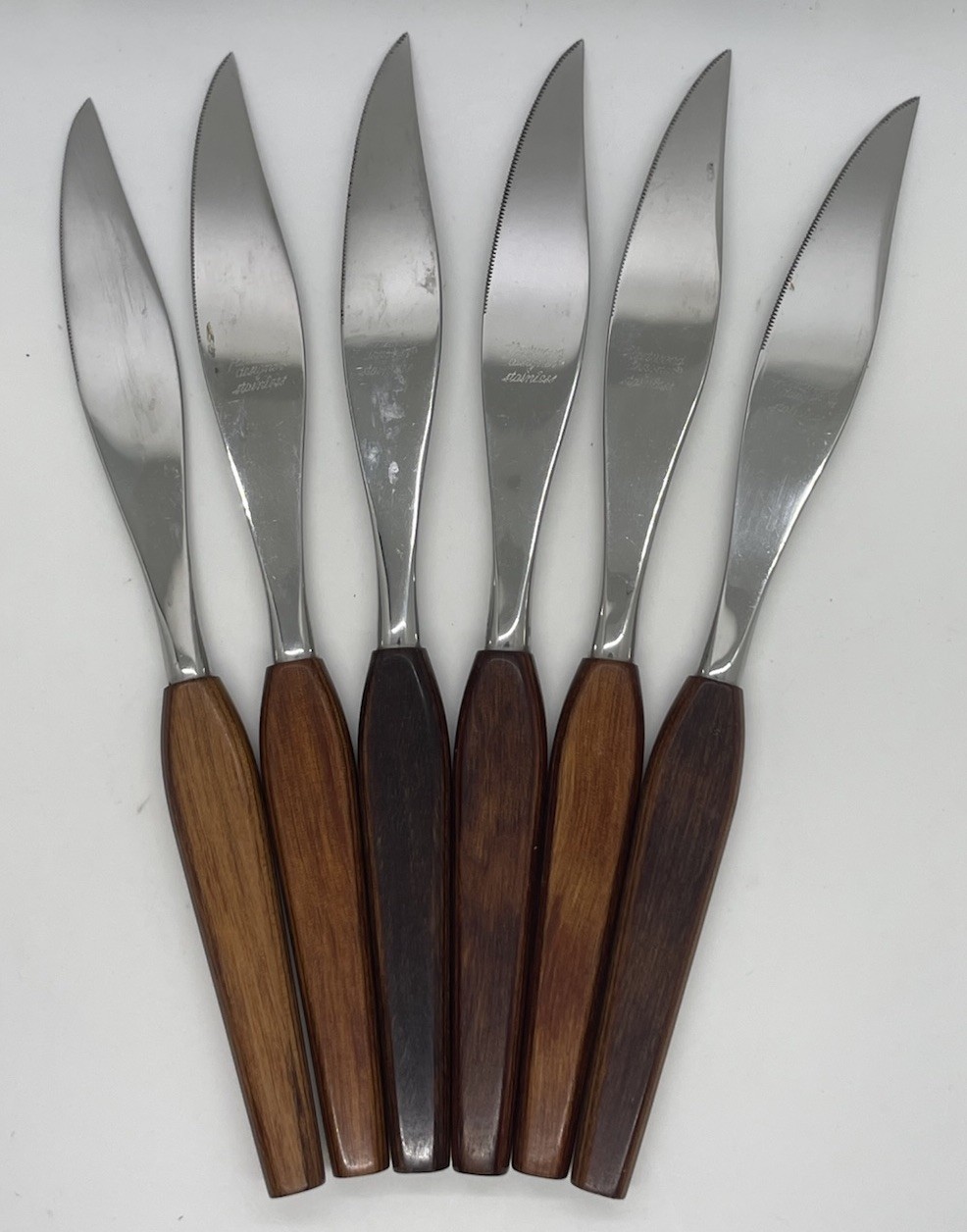 Set of 6 Vintage Fleetwood Designer Steak Knives Stainless with Teak Handles